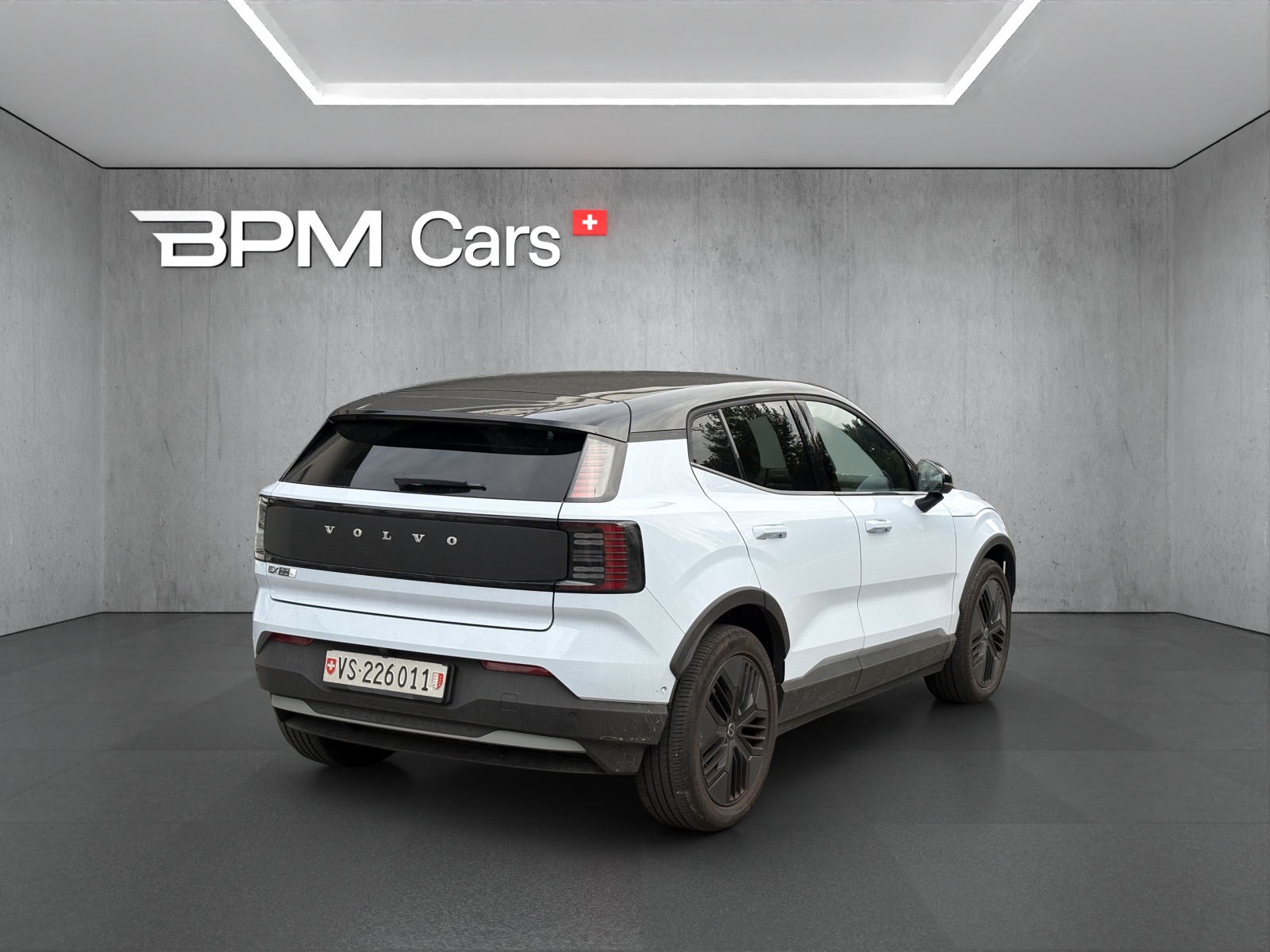 VOLVO EX30 Cross Country E60 69kWh Twin Performance AWD-showroom-element-3