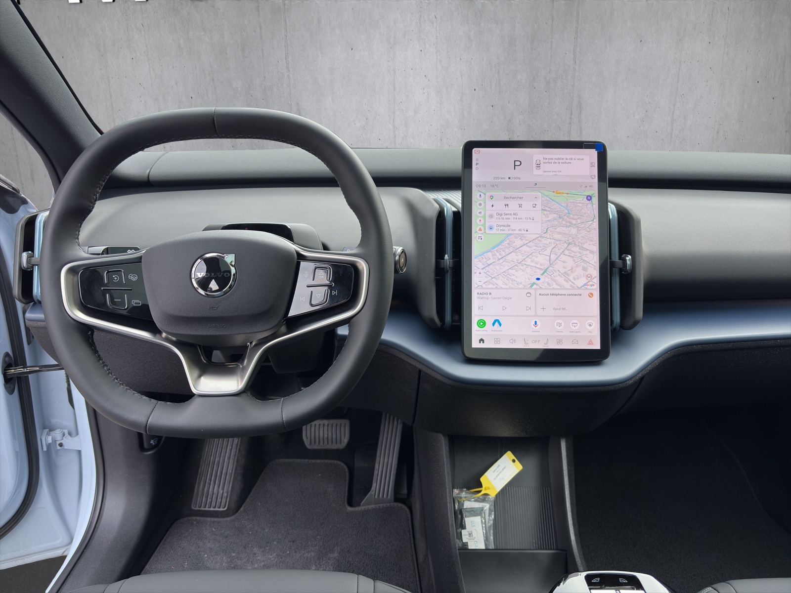 VOLVO EX30 Cross Country E60 69kWh Twin Performance AWD-image-11
