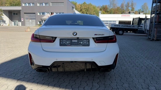 BMW M340i xDrive 48V Steptronic-showroom-element-3