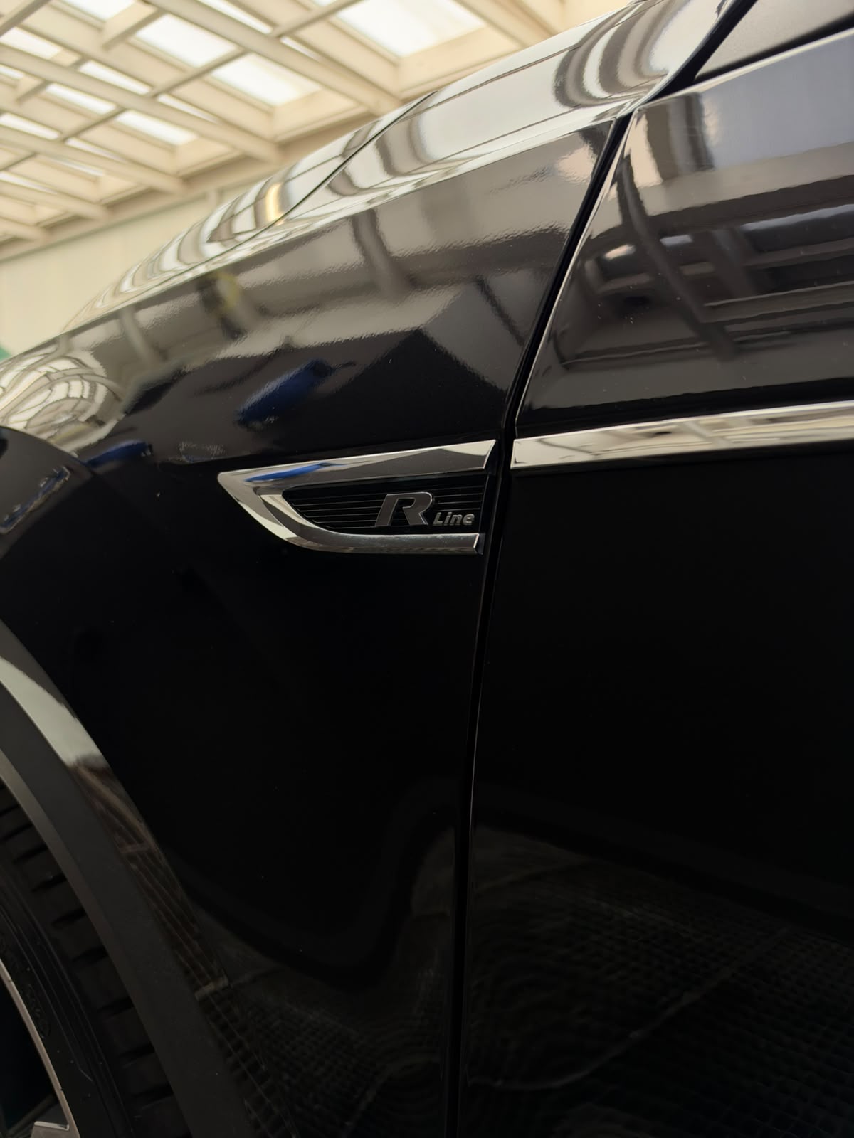 VW T-Roc Cabriolet 1.5 TSI EVO R-Line DSG-image-7