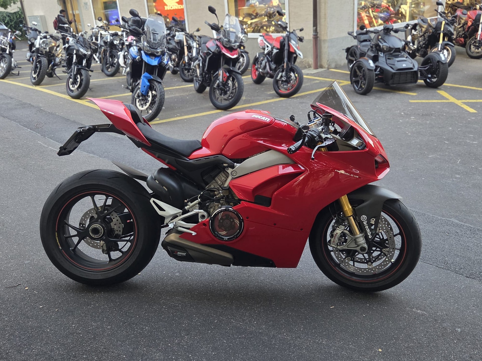 DUCATI Panigale 1103 V4 S-image-3