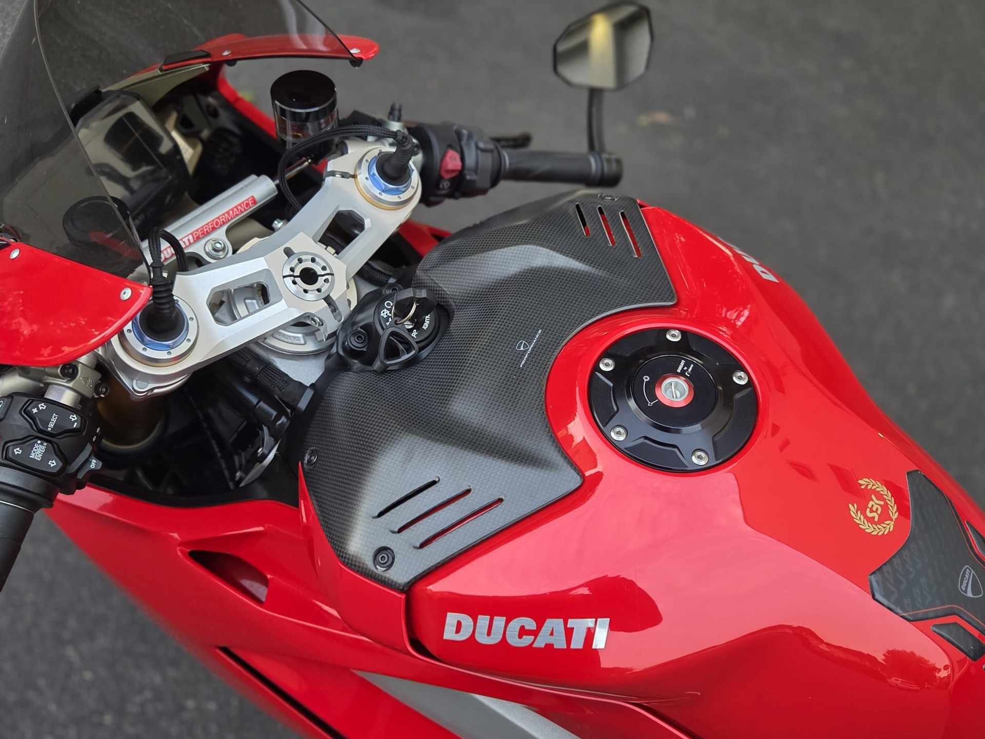 DUCATI Panigale 1103 V4 S-image-11