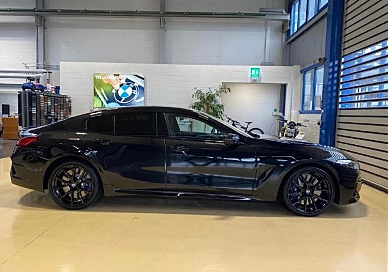 BMW 840i xDrive M Sport Steptronic-image-5