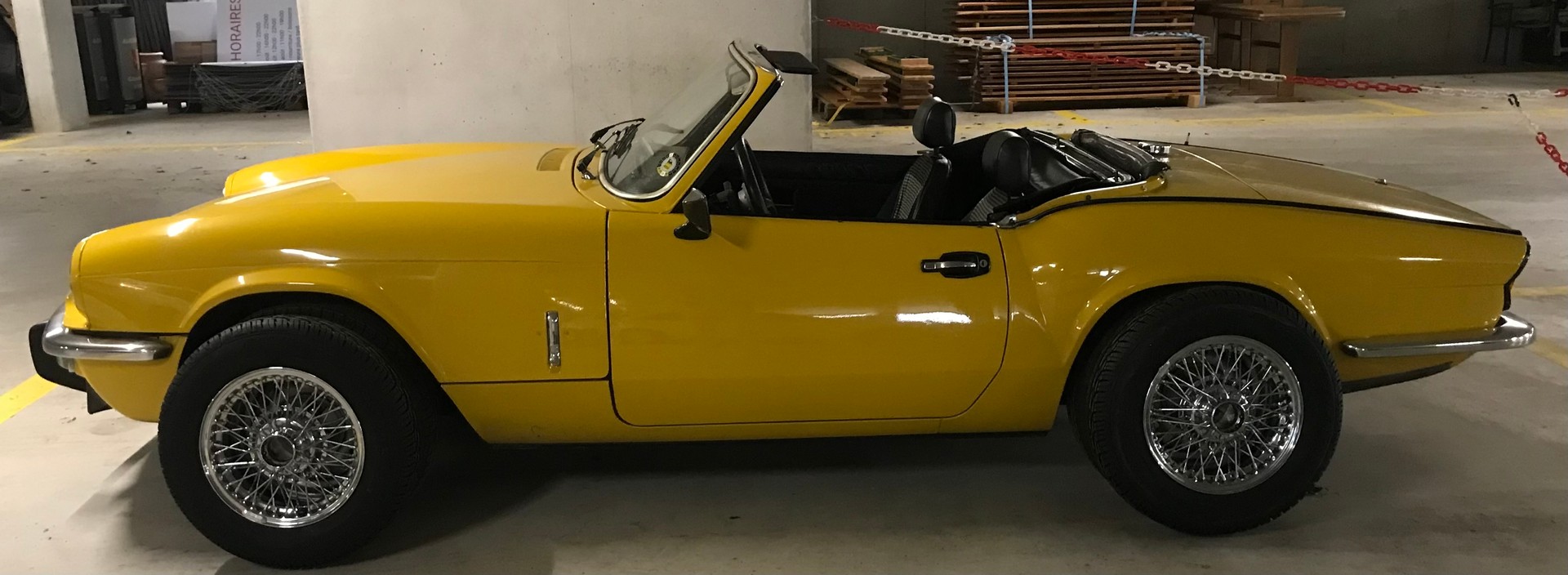 TRIUMPH 1500-image-2