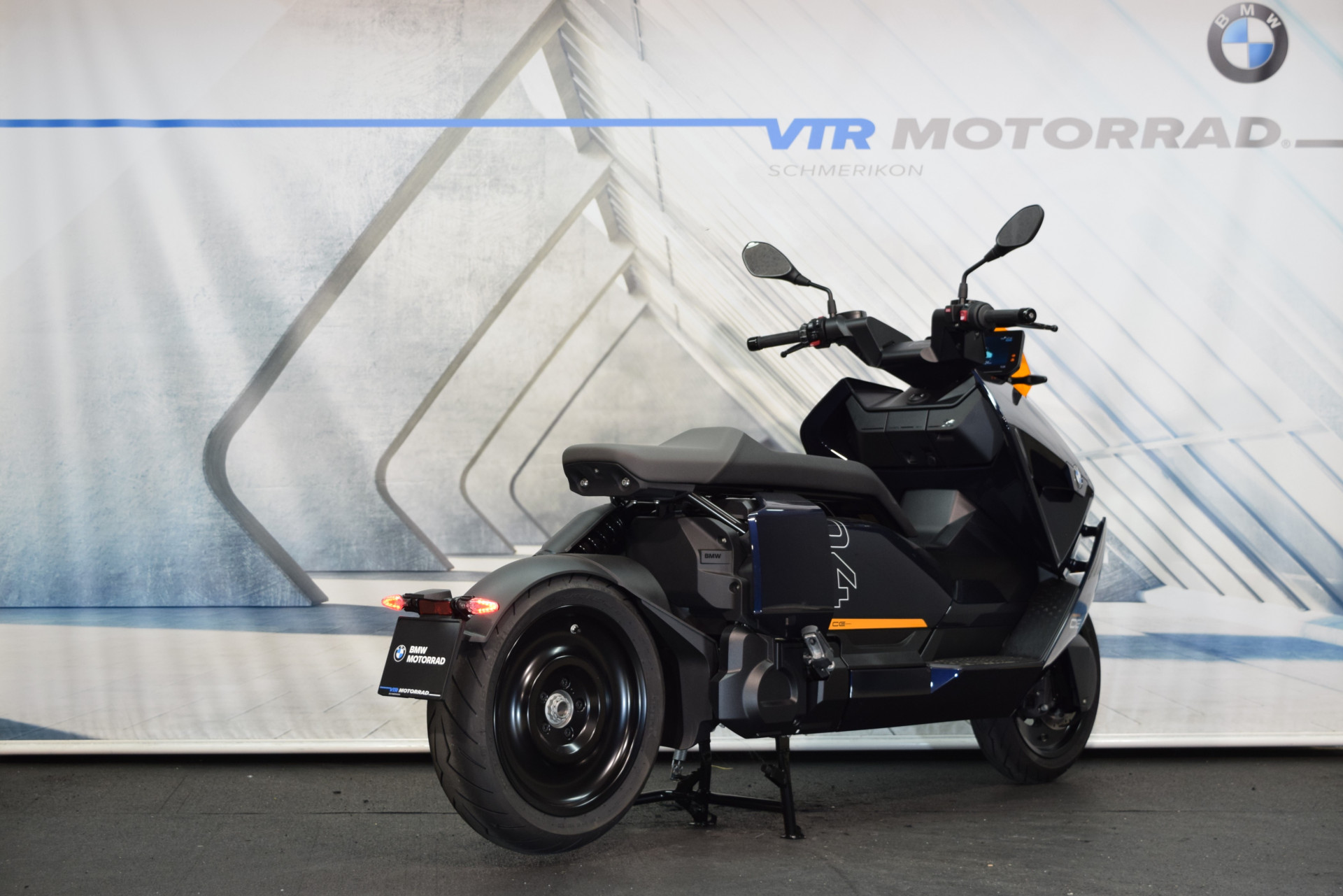 BMW CE 04 Avantgarde Quick Charger-image-2