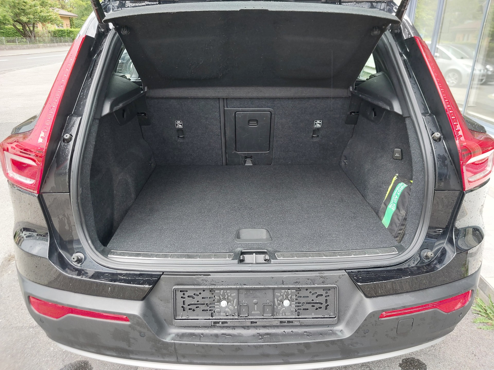 VOLVO XC40 T5 TwE R-Design DCT-image-7