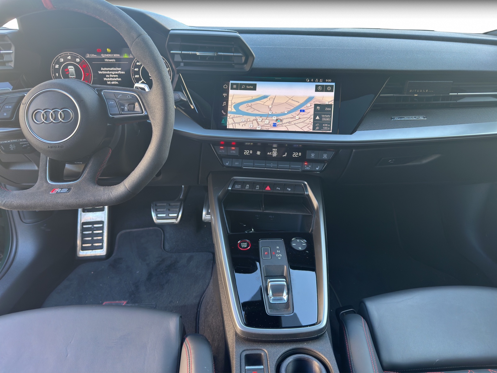 AUDI RS3 Limousine 2.5 TSI quattro S-tronic-image-10