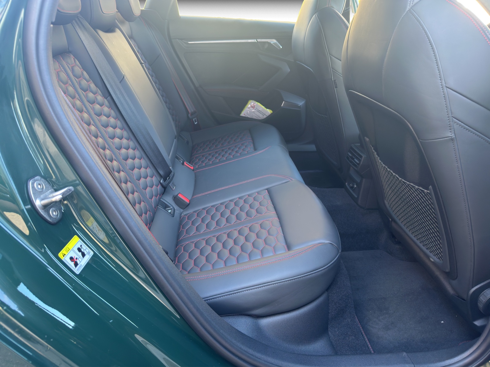 AUDI RS3 Limousine 2.5 TSI quattro S-tronic-image-11