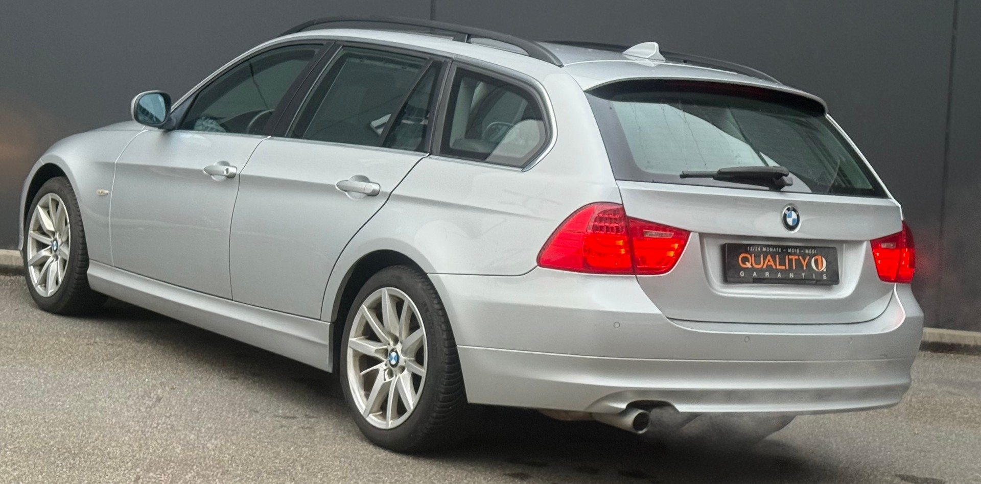 BMW 325i xDrive Touring more4you-image-3