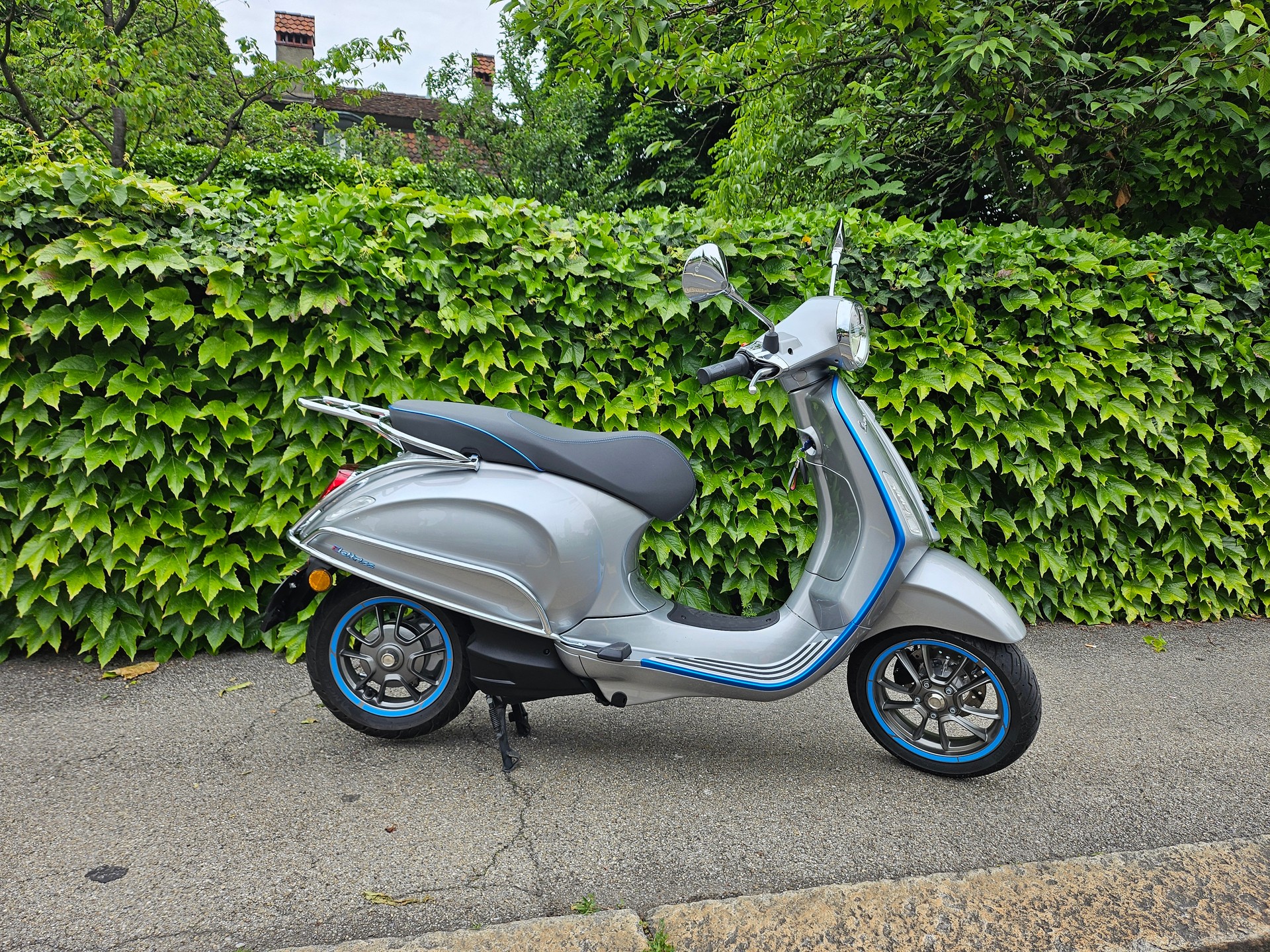 PIAGGIO Vespa Elettrica L3 Full Electric-image-0