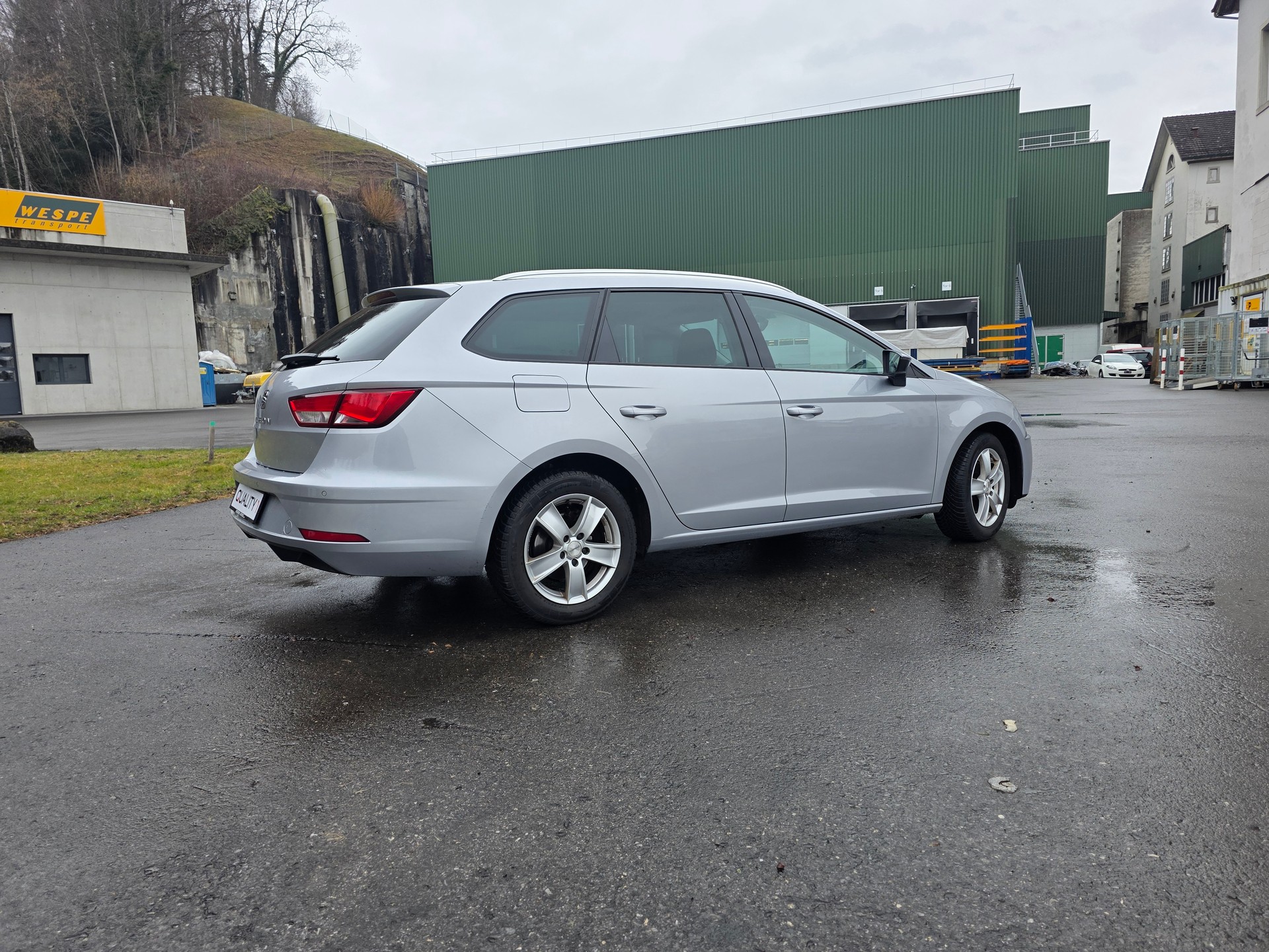 SEAT Leon ST 1.6 TDI CR Style DSG-image-12