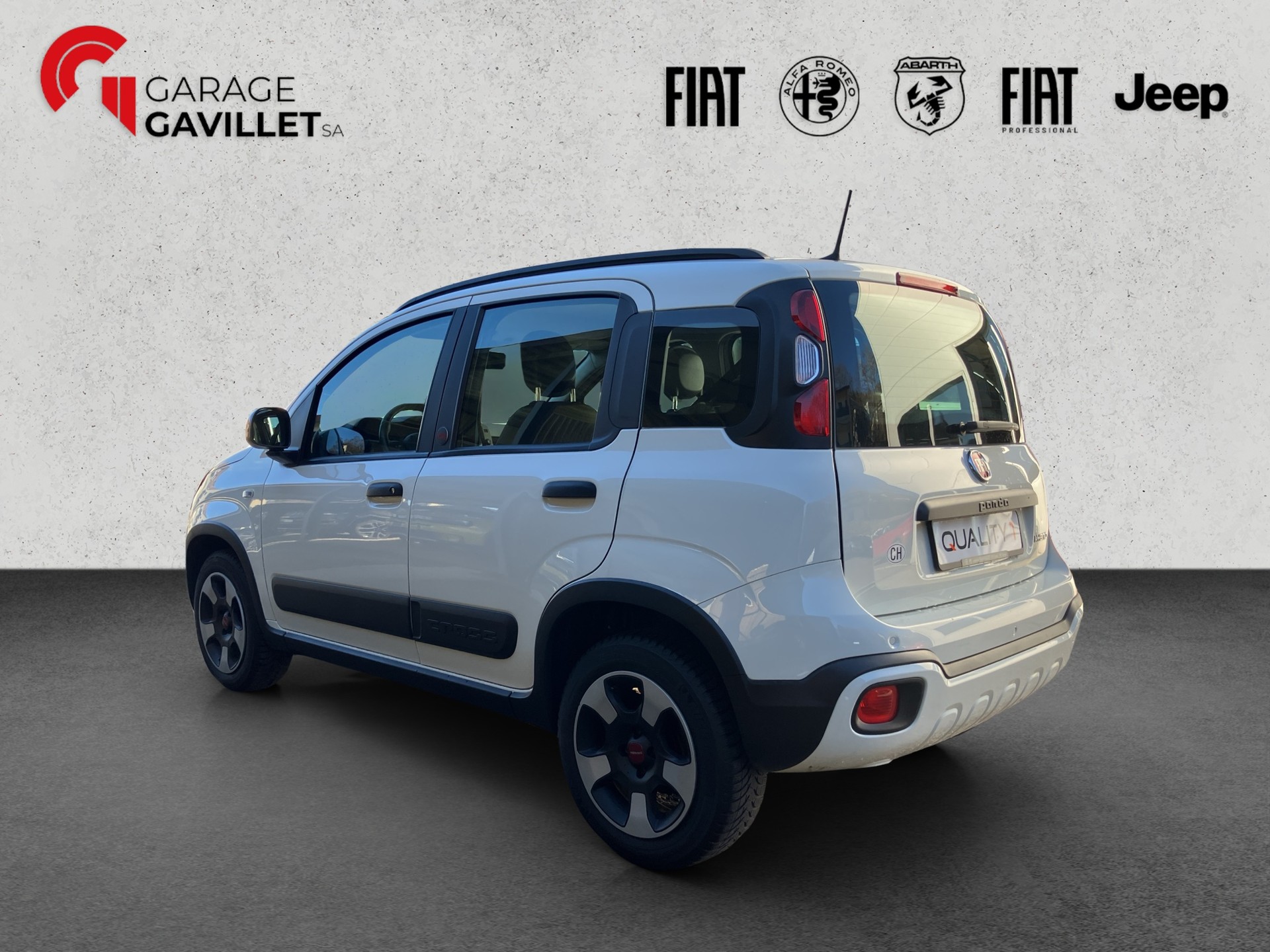 FIAT Panda 1.0 Hybrid Red-image-3