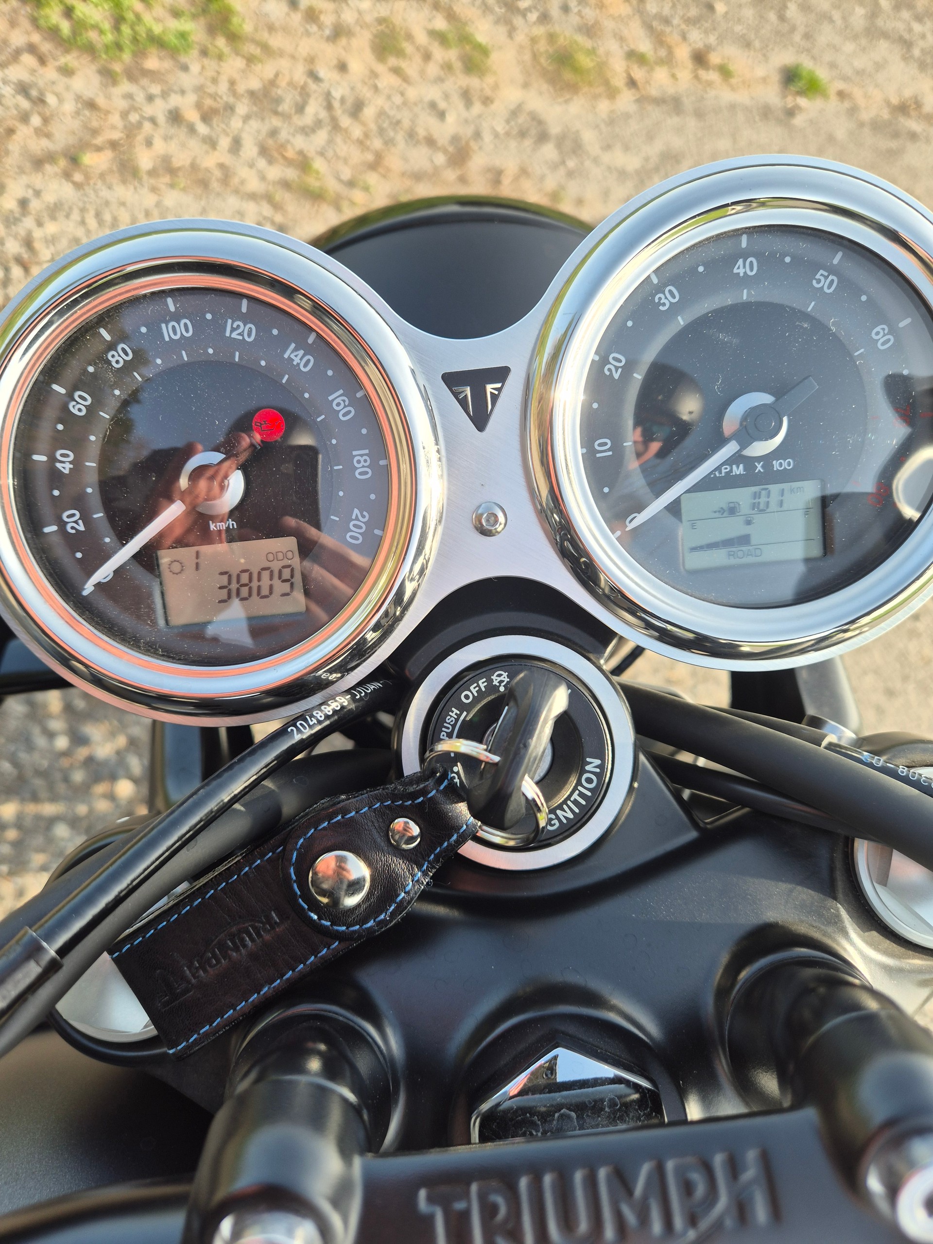 TRIUMPH T120 ACE Version / Limited Edition-image-5