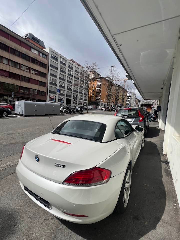 BMW Z4 sDrive20i Steptronic-image-7