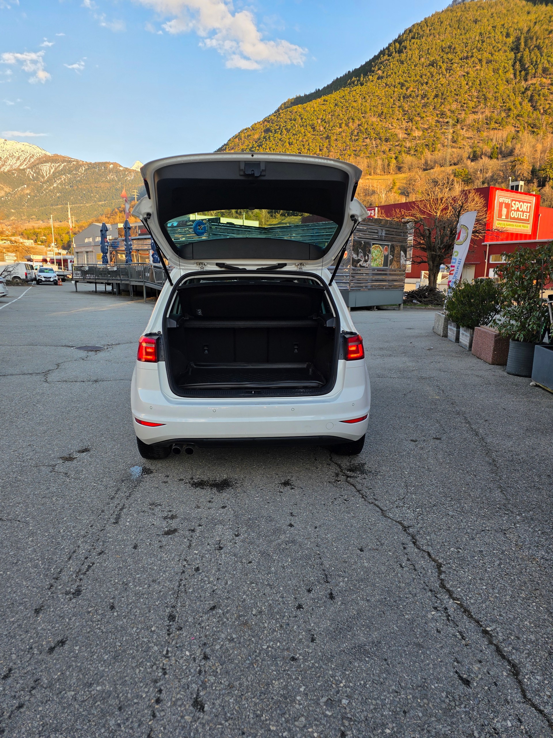 VW Golf Sportsvan 2.0 TDI Comfortline-image-7