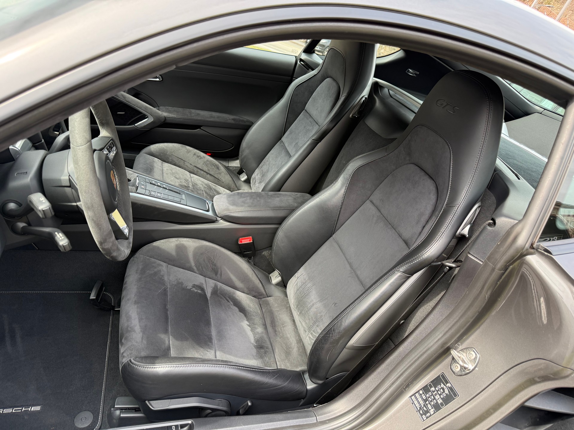 PORSCHE 718 Cayman GTS 2.5-image-7