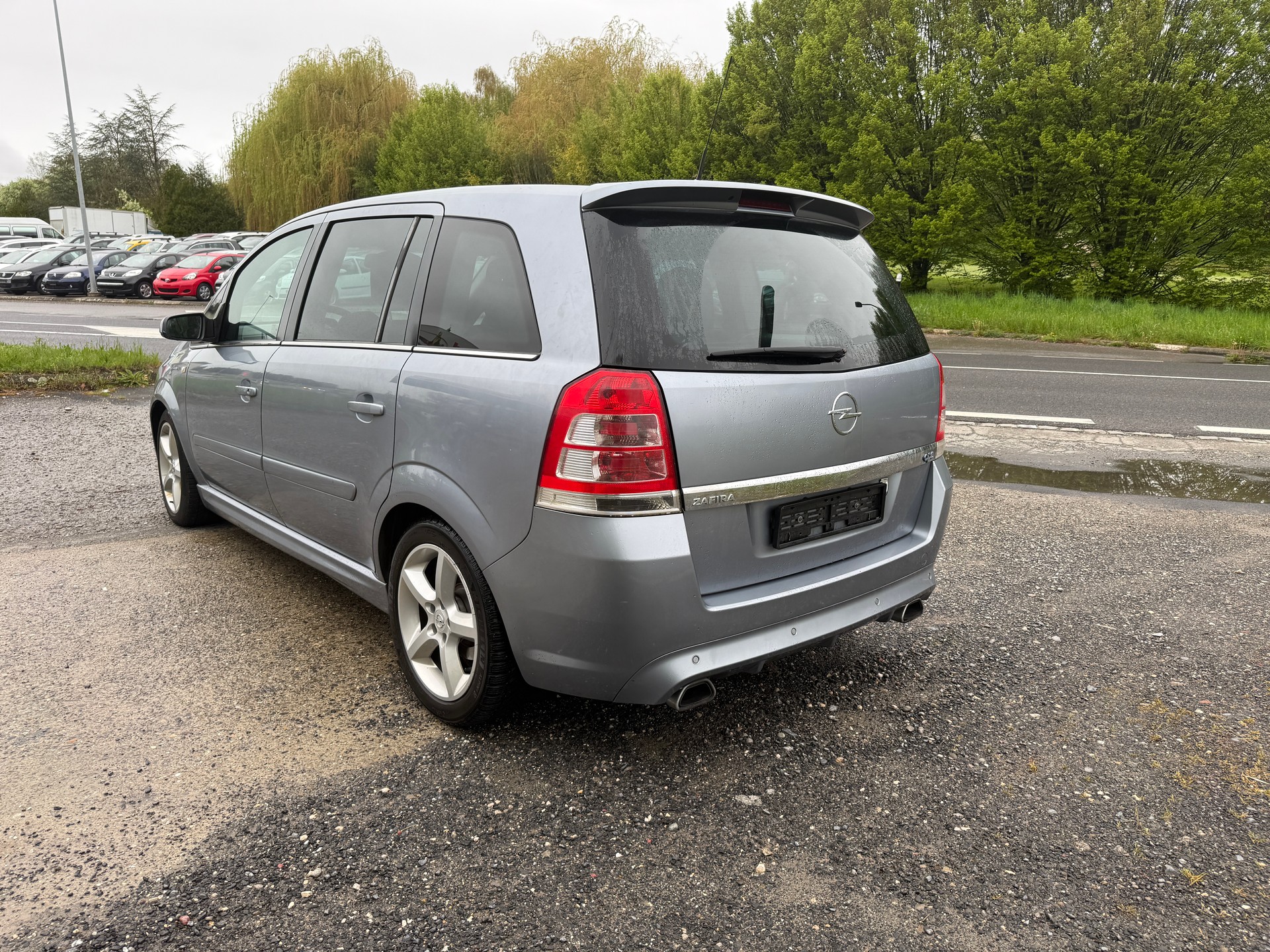 OPEL Zafira 2.0i 16V Turbo OPC-image-4