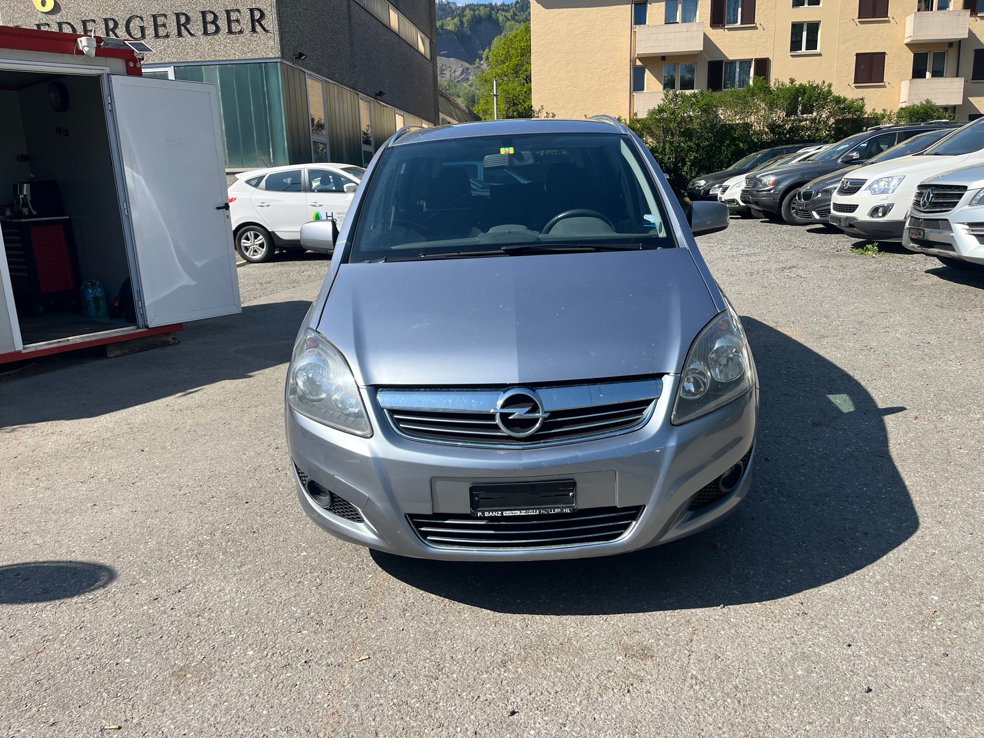OPEL Zafira 1.8i 16V Sport