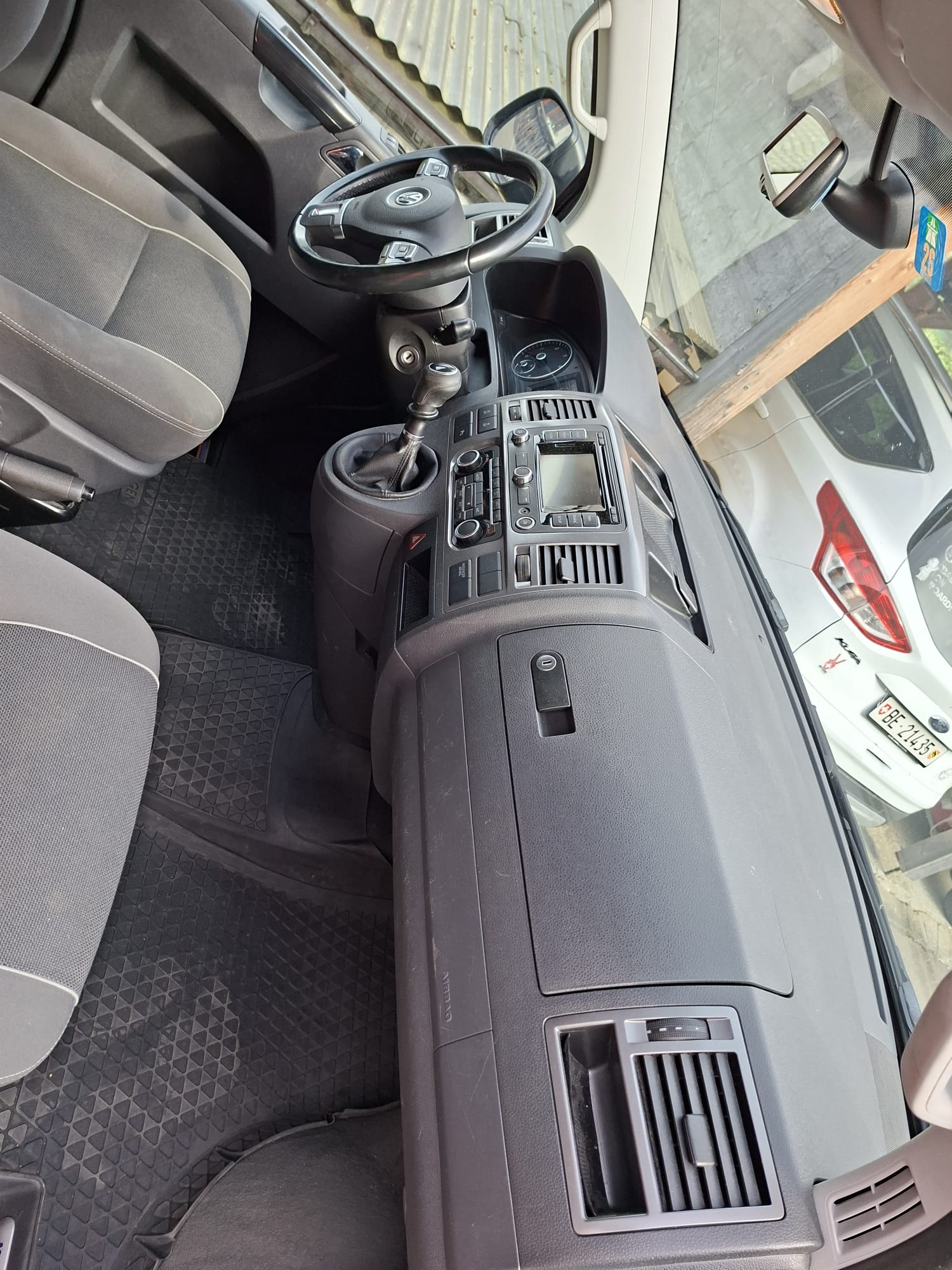 VW T5 Multivan 2.0 TDI Startline JOY 4Motion-image-9
