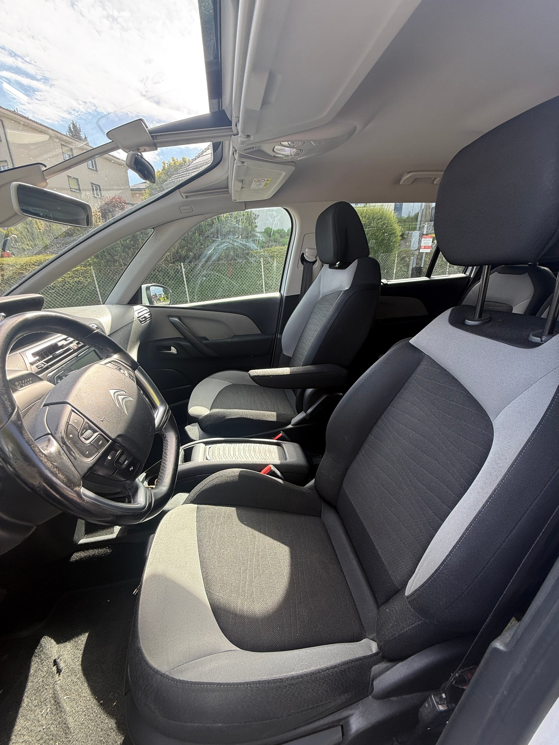 CITROEN Grand C4 Picasso 1.6 BlueHDi Intensive EAT6-image-7