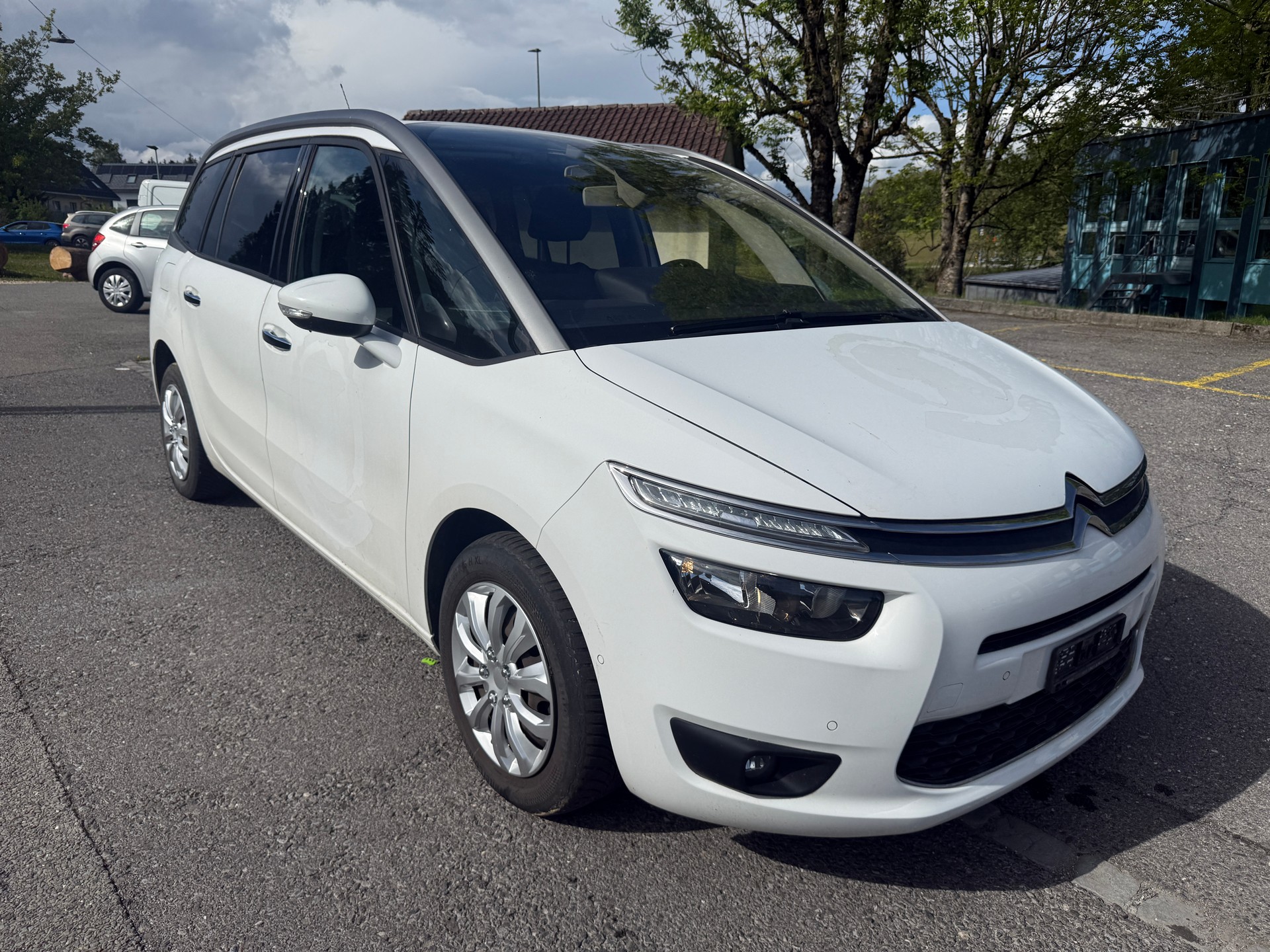 CITROEN Grand C4 Picasso 1.6 BlueHDi Intensive EAT6-image-1