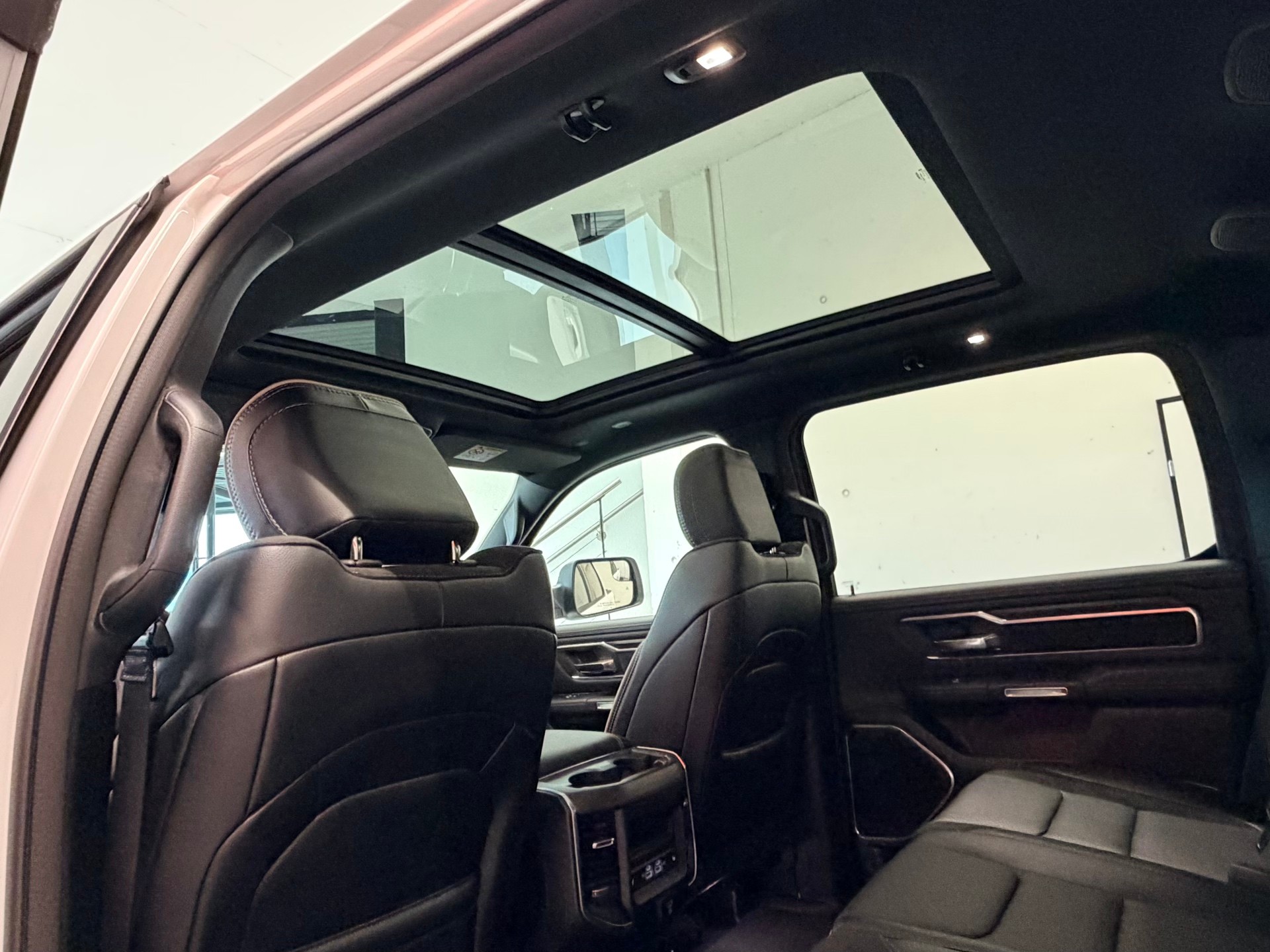 DODGE Laramie 3.0 Twin Turbo 4x4 420PS + LPG-image-16