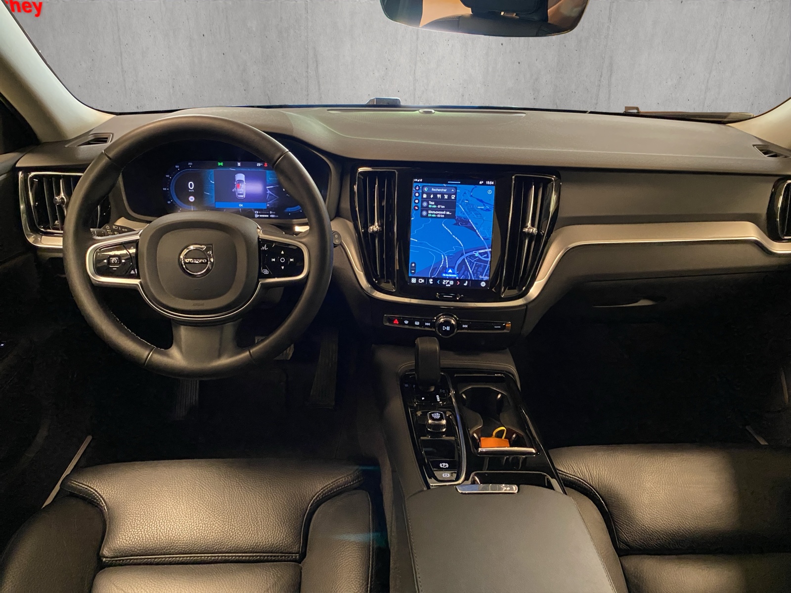 VOLVO V60 T6 eAWD Plug in Hybrid Plus Dark Geartronic-image-13