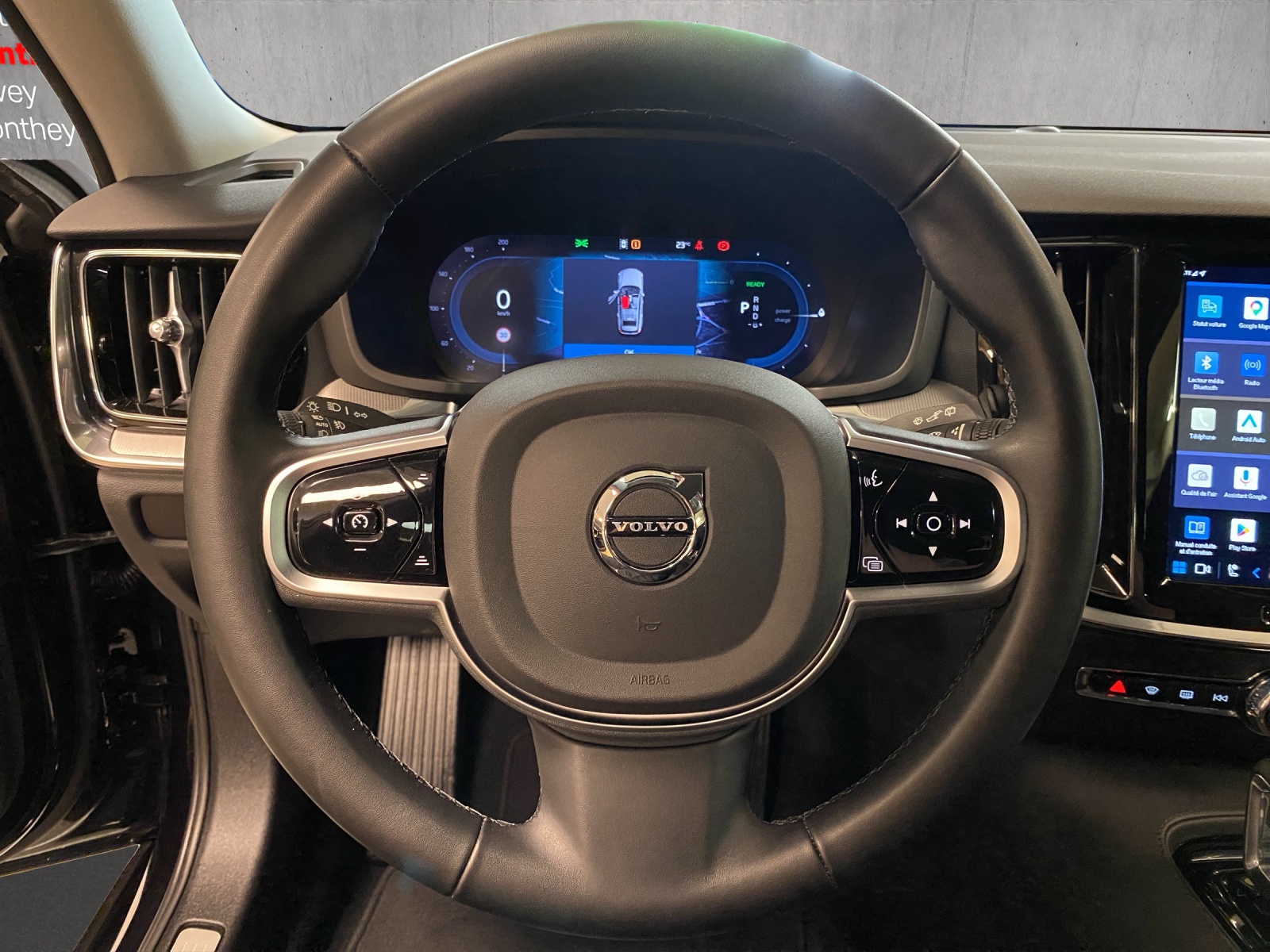 VOLVO V60 T6 eAWD Plug in Hybrid Plus Dark Geartronic-image-11