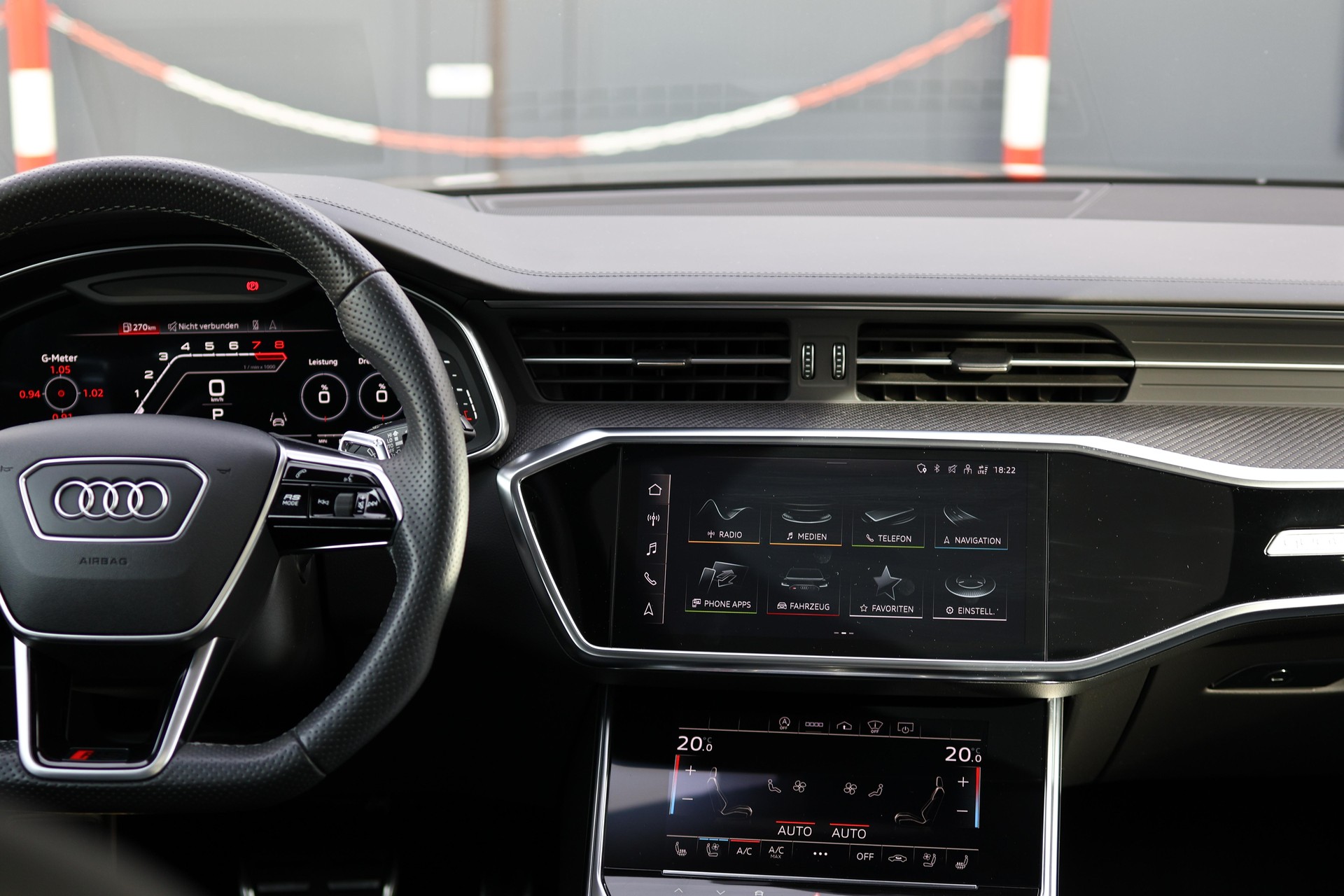 AUDI RS6 Avant 4.0 V8 TFSI quattro T-Tronic * RS DYNAMIKPAKET * SPORTABGASANLAGE * PANORAMADACH *-image-22