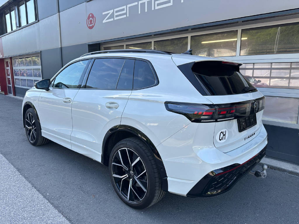 VW Tiguan 2.0 TSI R-Line DSG 4motion - CH-showroom-element-2