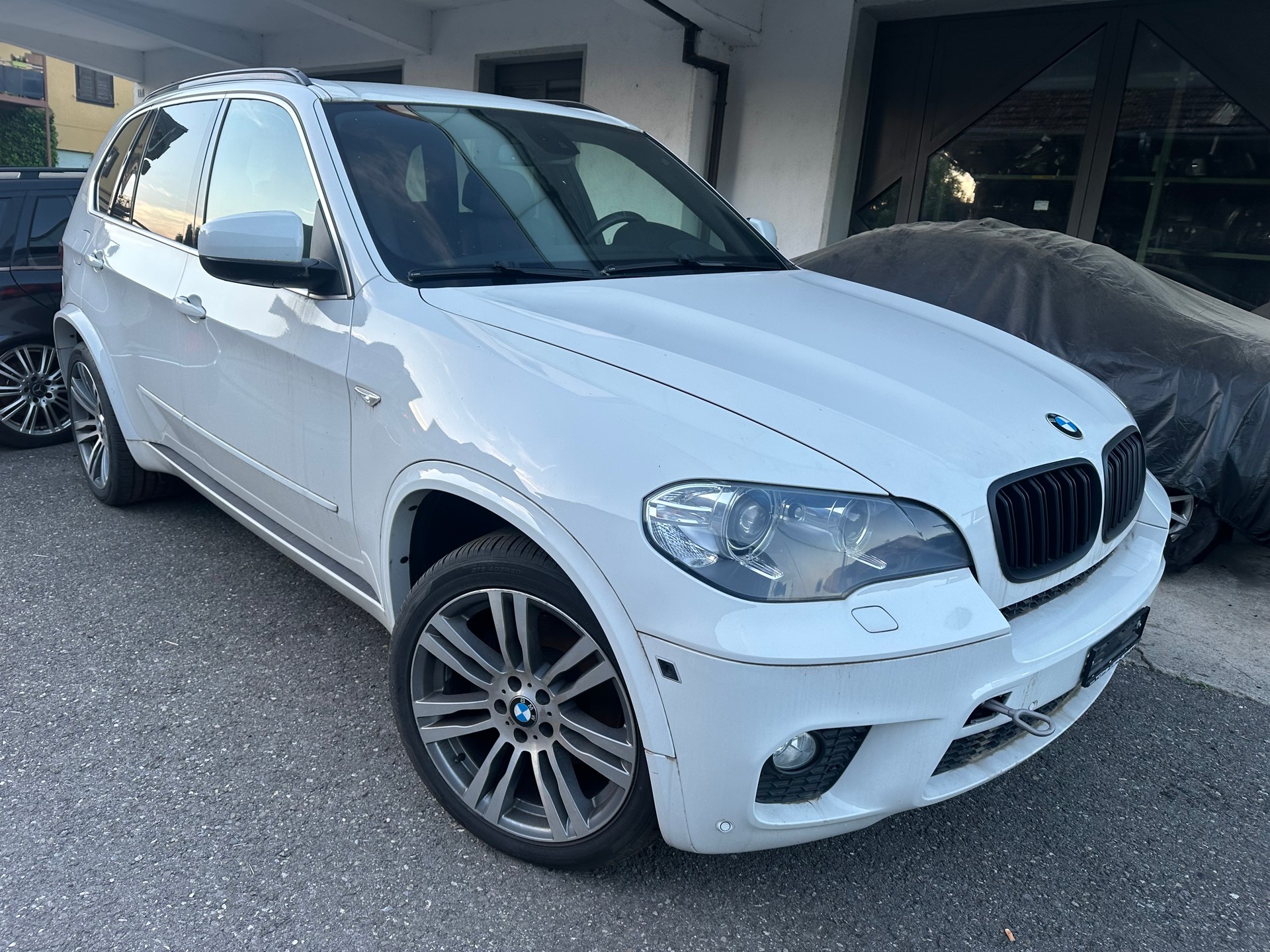 BMW X5 xDrive 40d Steptronic-image-1