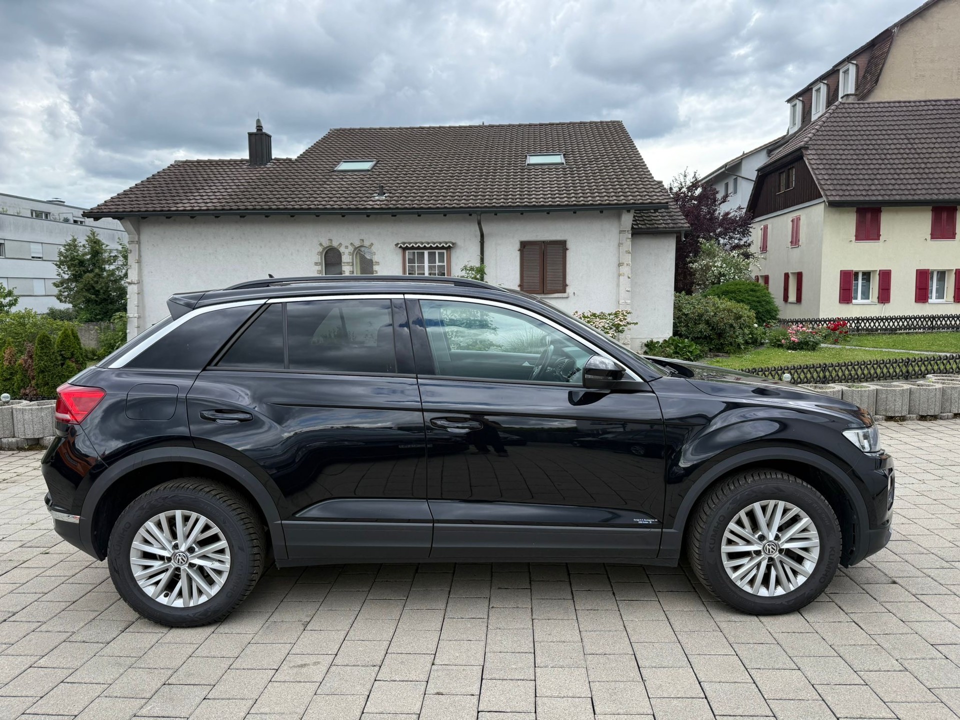 VW T-Roc 1.0 TSI-image-6
