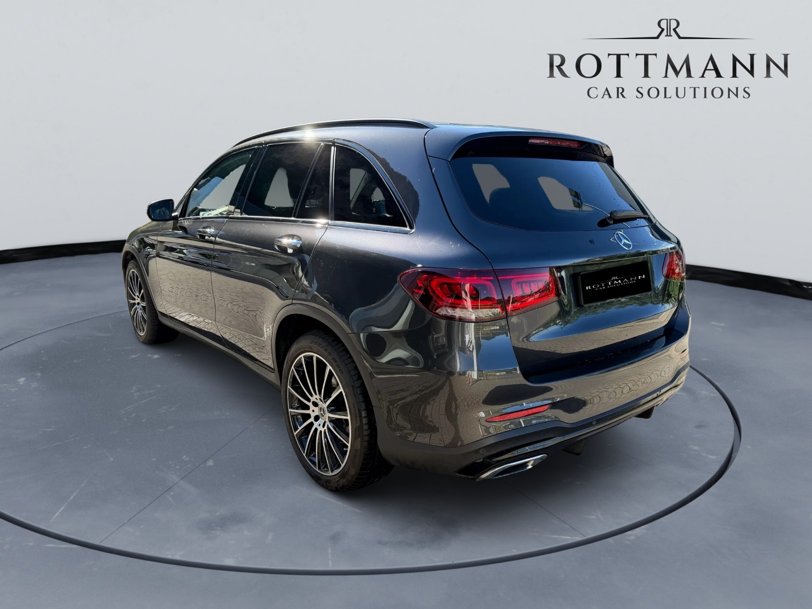 MERCEDES-BENZ GLC 300 d AMG Line 4Matic 9G-Tronic-image-4