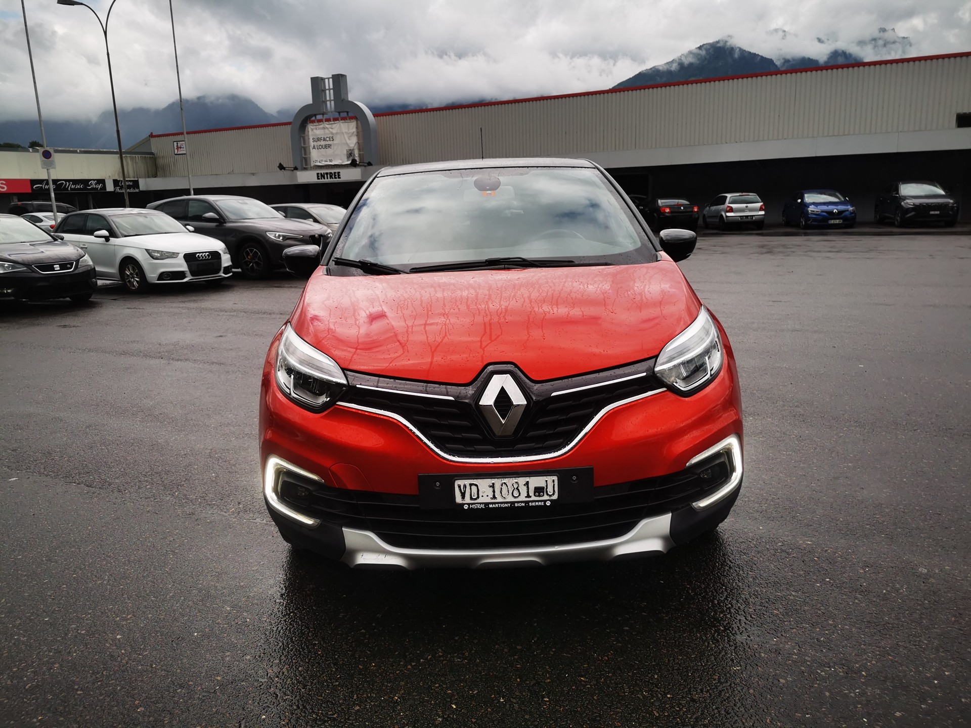 RENAULT Captur 1.2 T 16V Intens-image-2