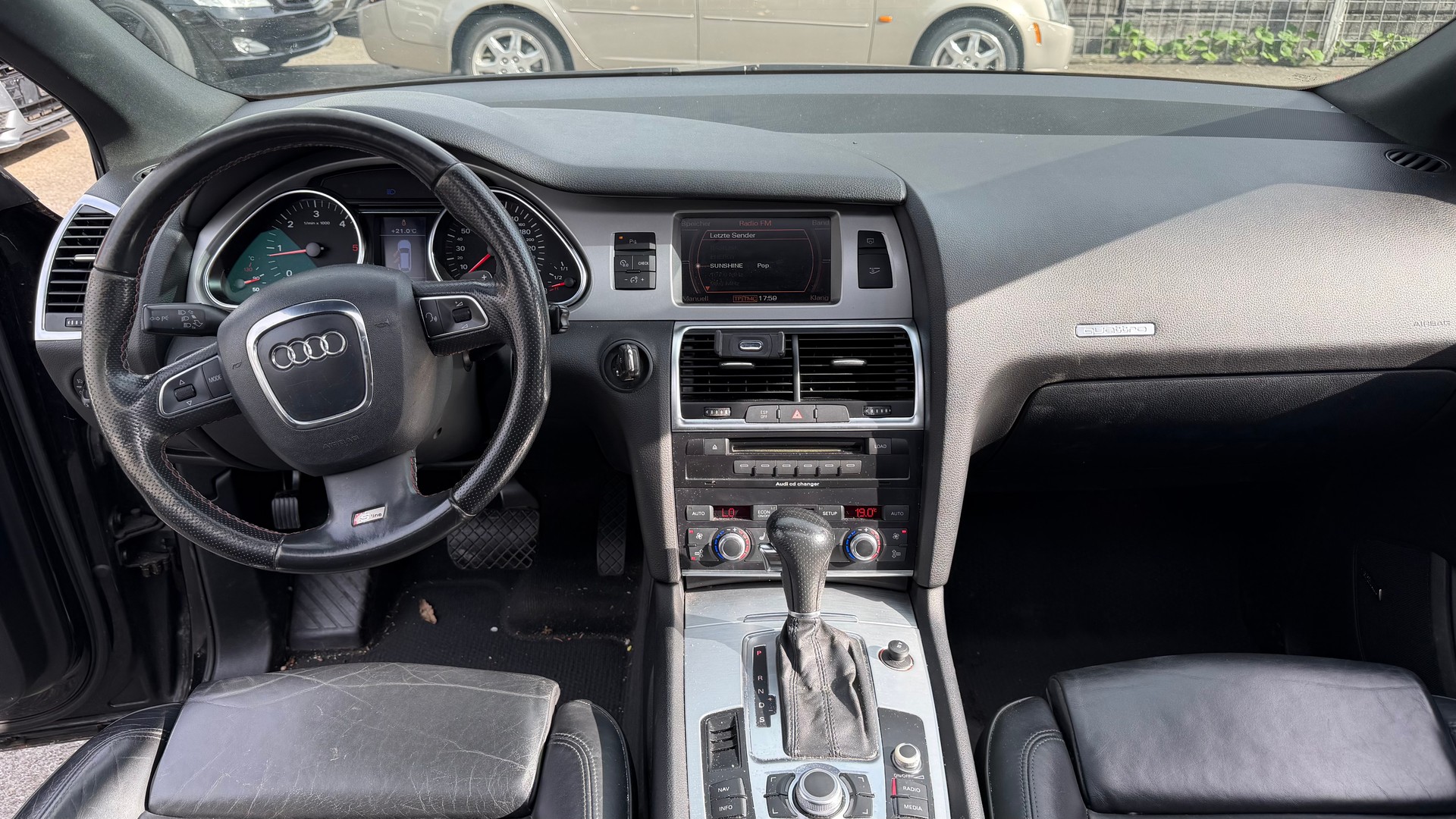 AUDI Q7 3.0 TDI quattro tiptronic-image-7