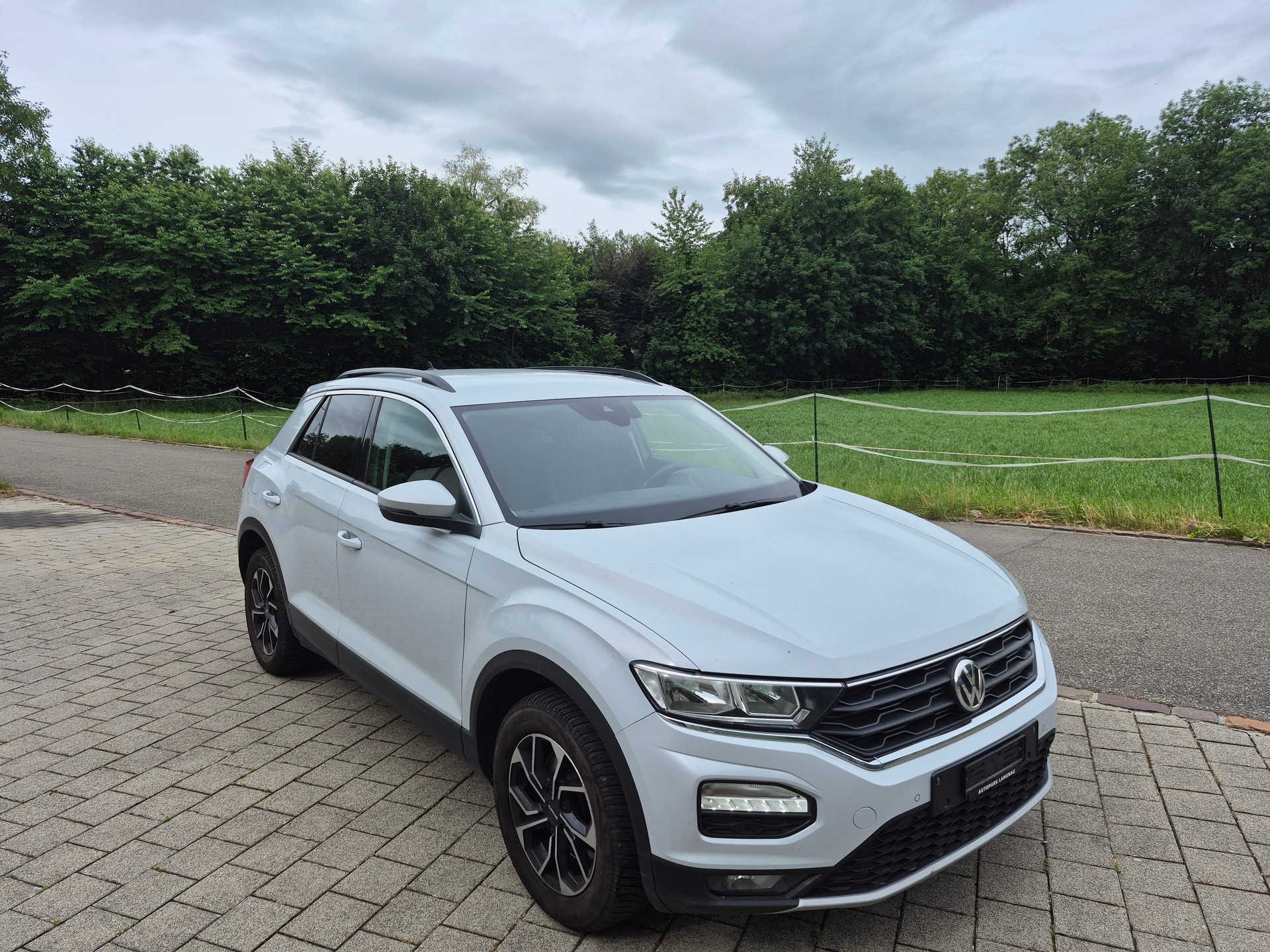 VW T-Roc 2.0 TDI SCR Advance DSG 4Motion-image-2