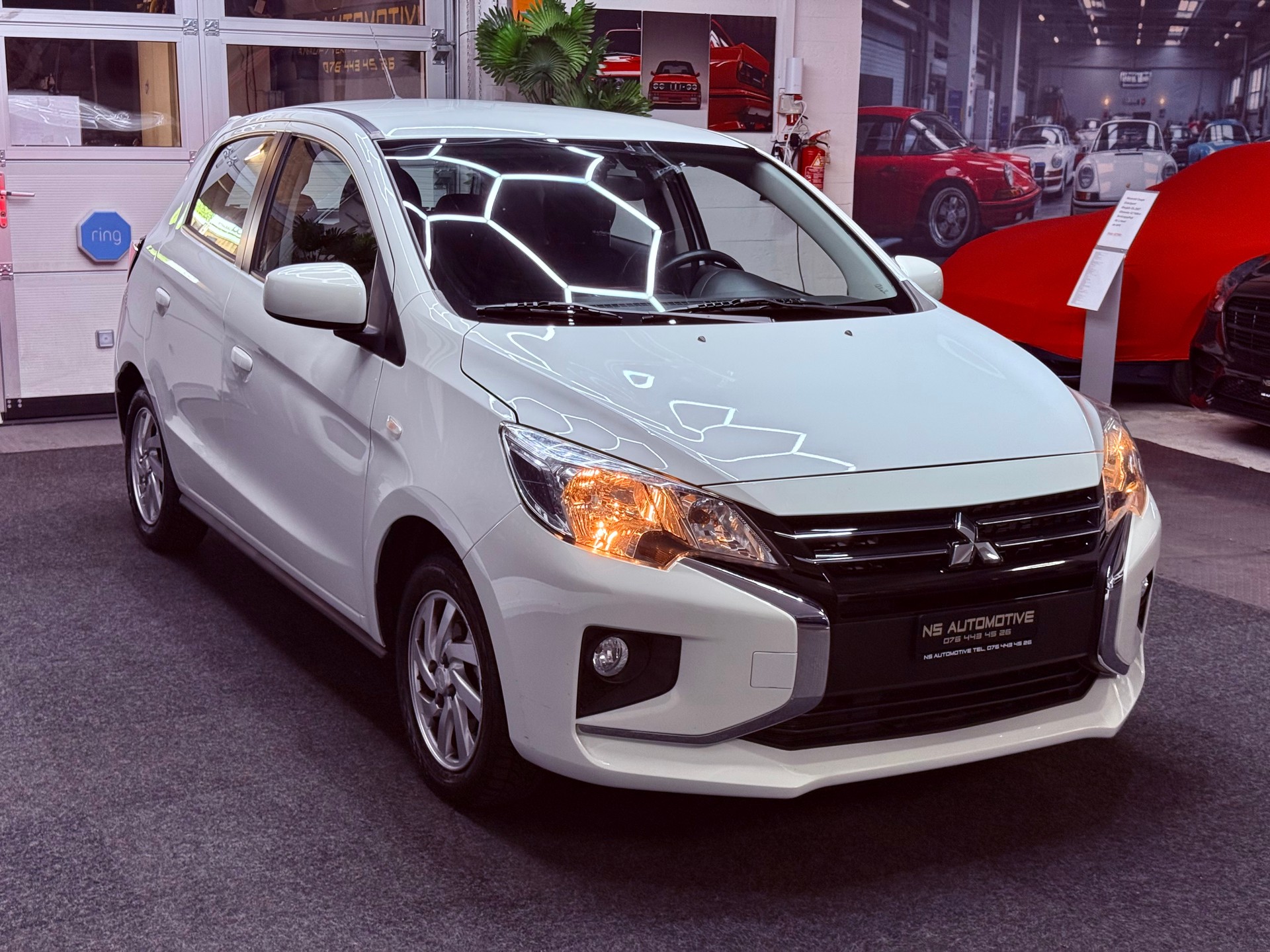 MITSUBISHI Space Star 1.2 CVT Pure-showroom-element-2