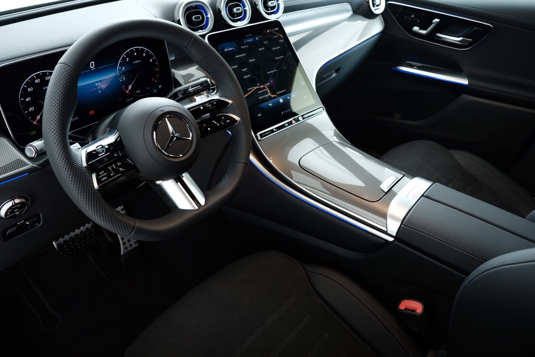 MERCEDES-BENZ GLC 200 4Matic 9G-Tronic-image-8