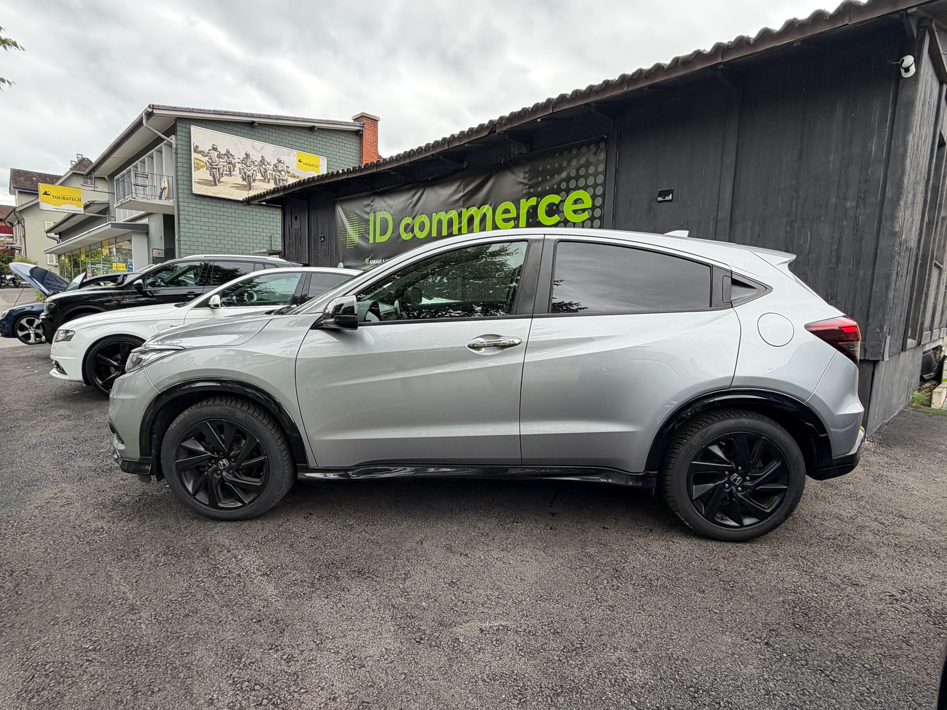HONDA HR-V 1.5i-VTEC Turbo CVT-showroom-element-1