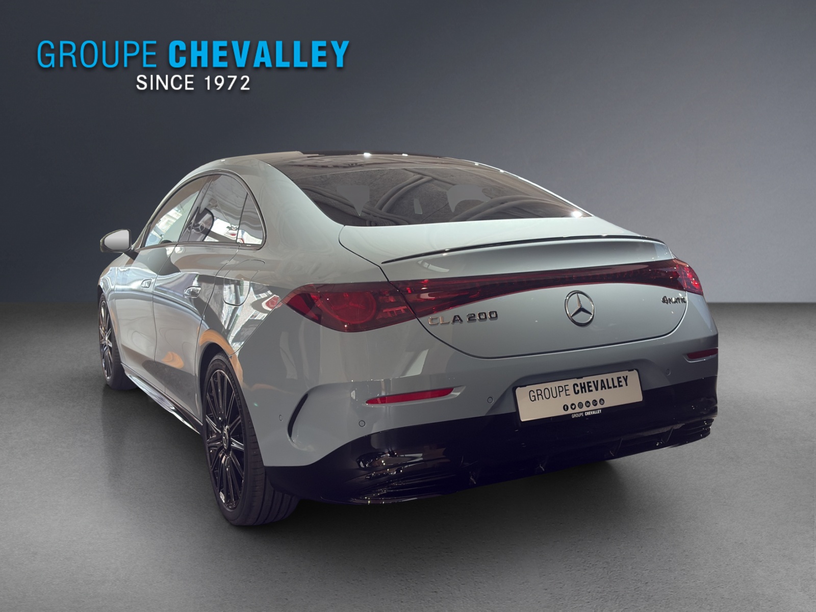 MERCEDES-BENZ CLA 200 4Matic-showroom-element-3