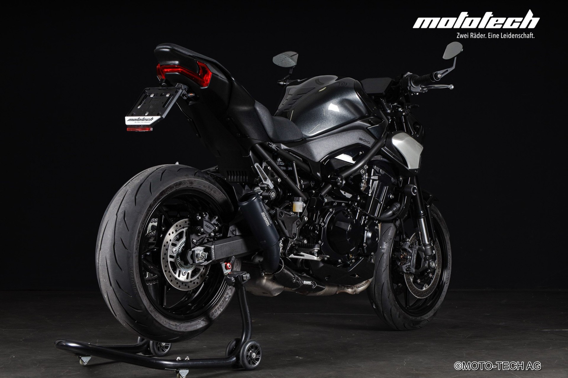 KAWASAKI Z 900 (35kW)-showroom-element-2