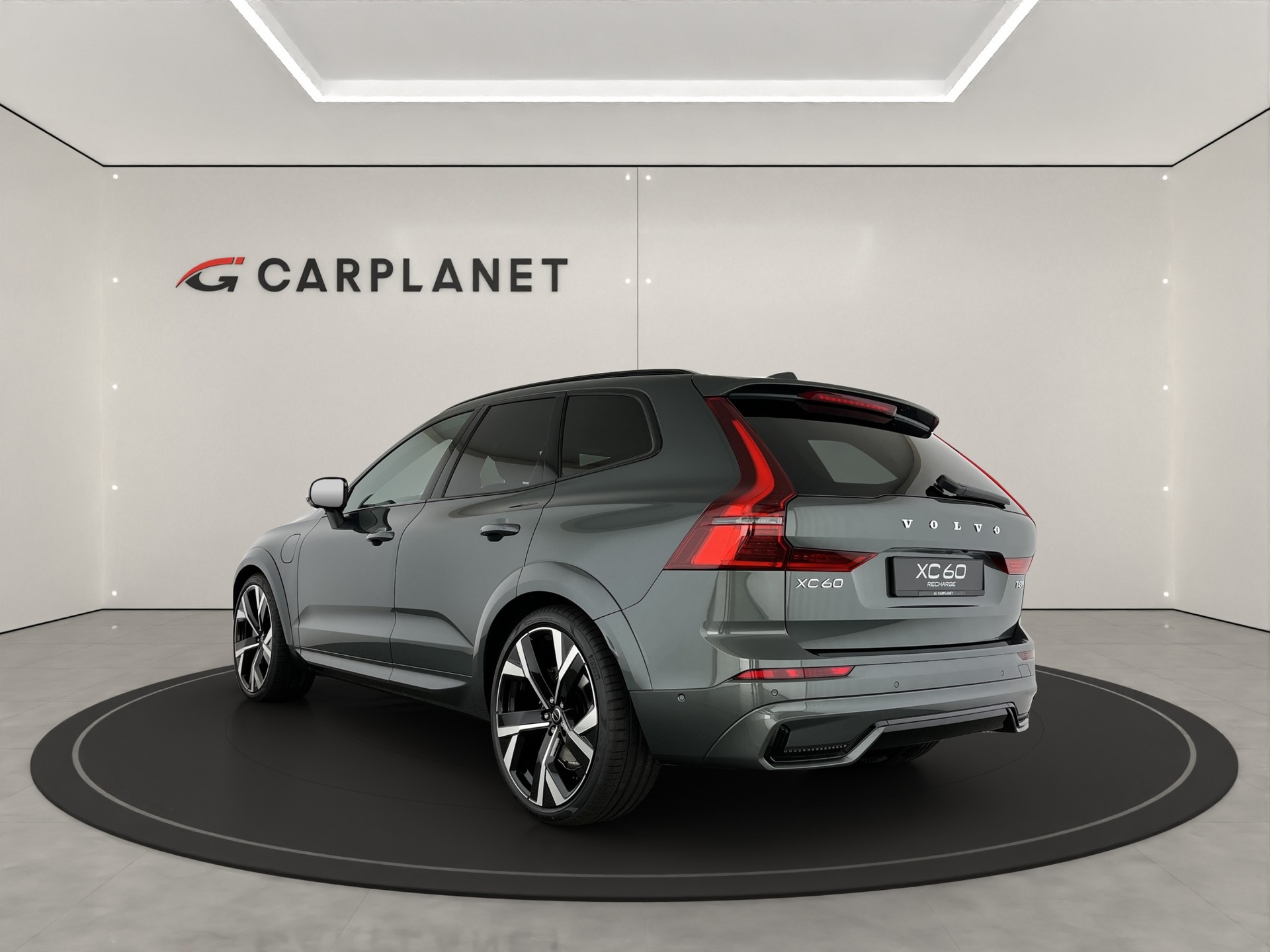 VOLVO XC60 2.0 T8 TE Ultra Dark eAWD-showroom-element-3