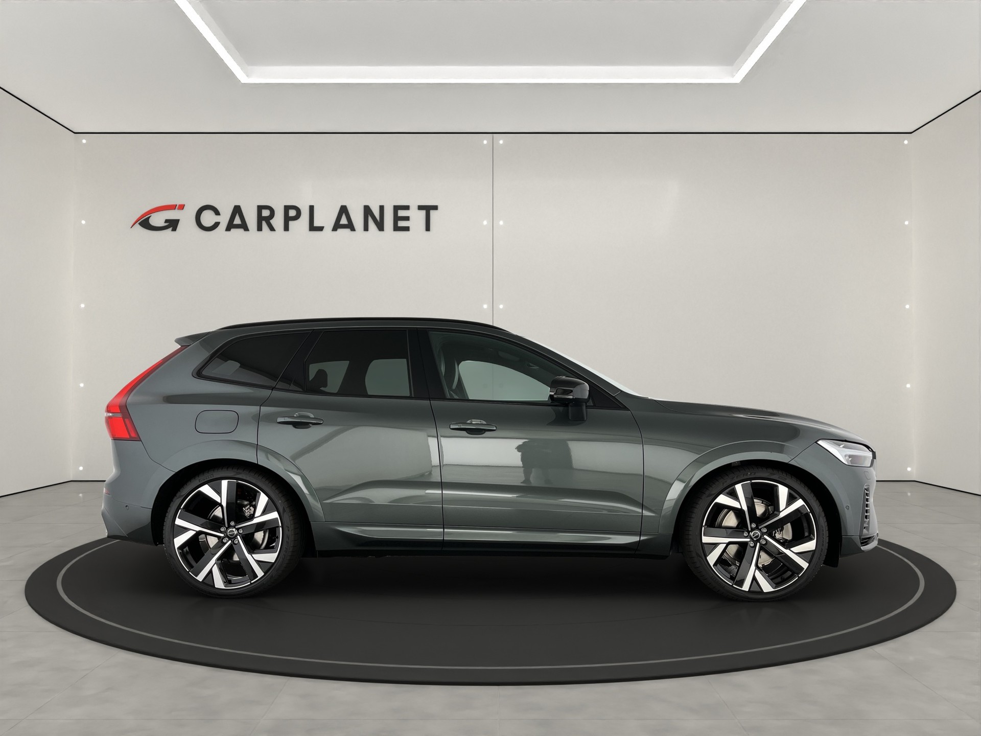 VOLVO XC60 2.0 T8 TE Ultra Dark eAWD-showroom-element-2