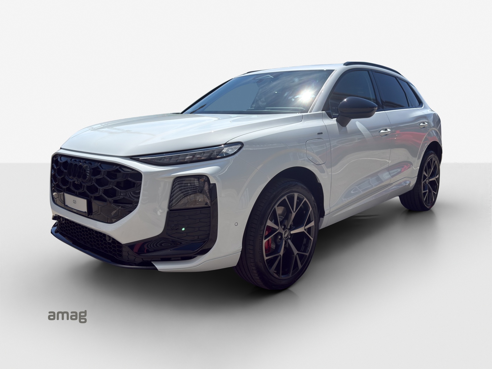 AUDI Q3 SUV e-hybrid 200 kW S tronig