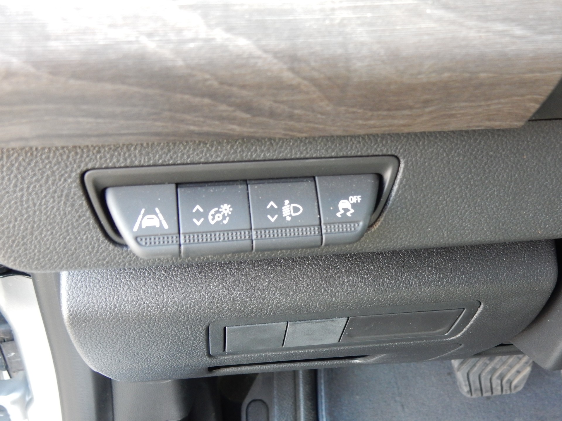 RENAULT Kangoo TCE 130 equilibre EDC-image-9