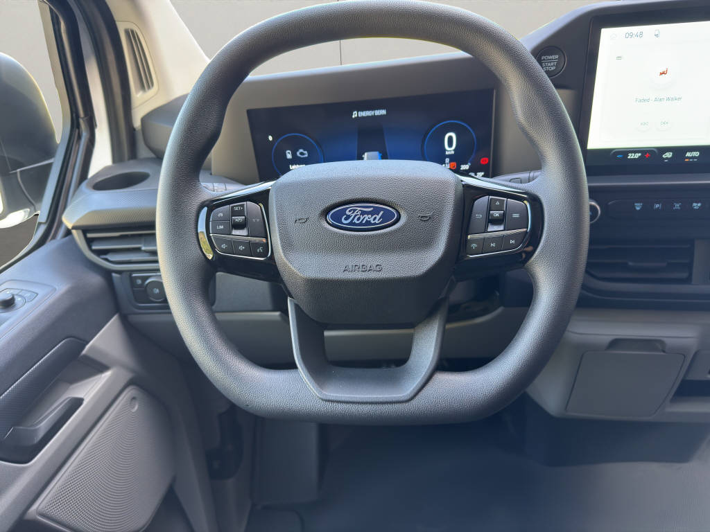 FORD Transit Custom Van 320 L1 2.5 PHEV-image-12