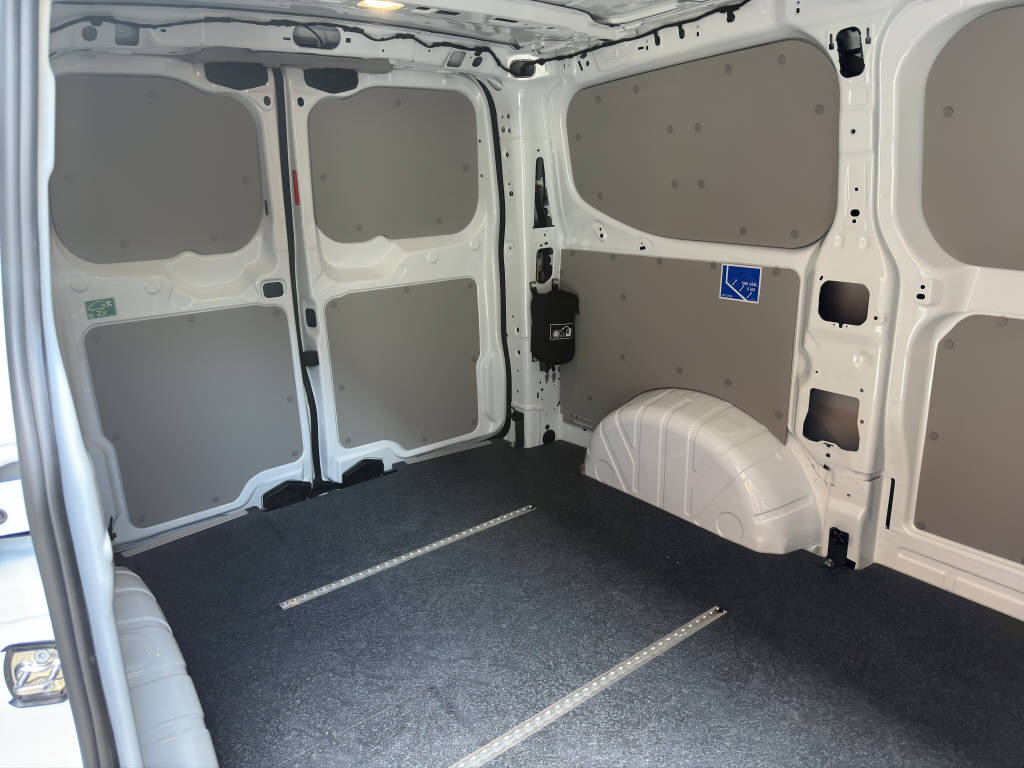 FORD Transit Custom Van 320 L1 2.5 PHEV-image-10