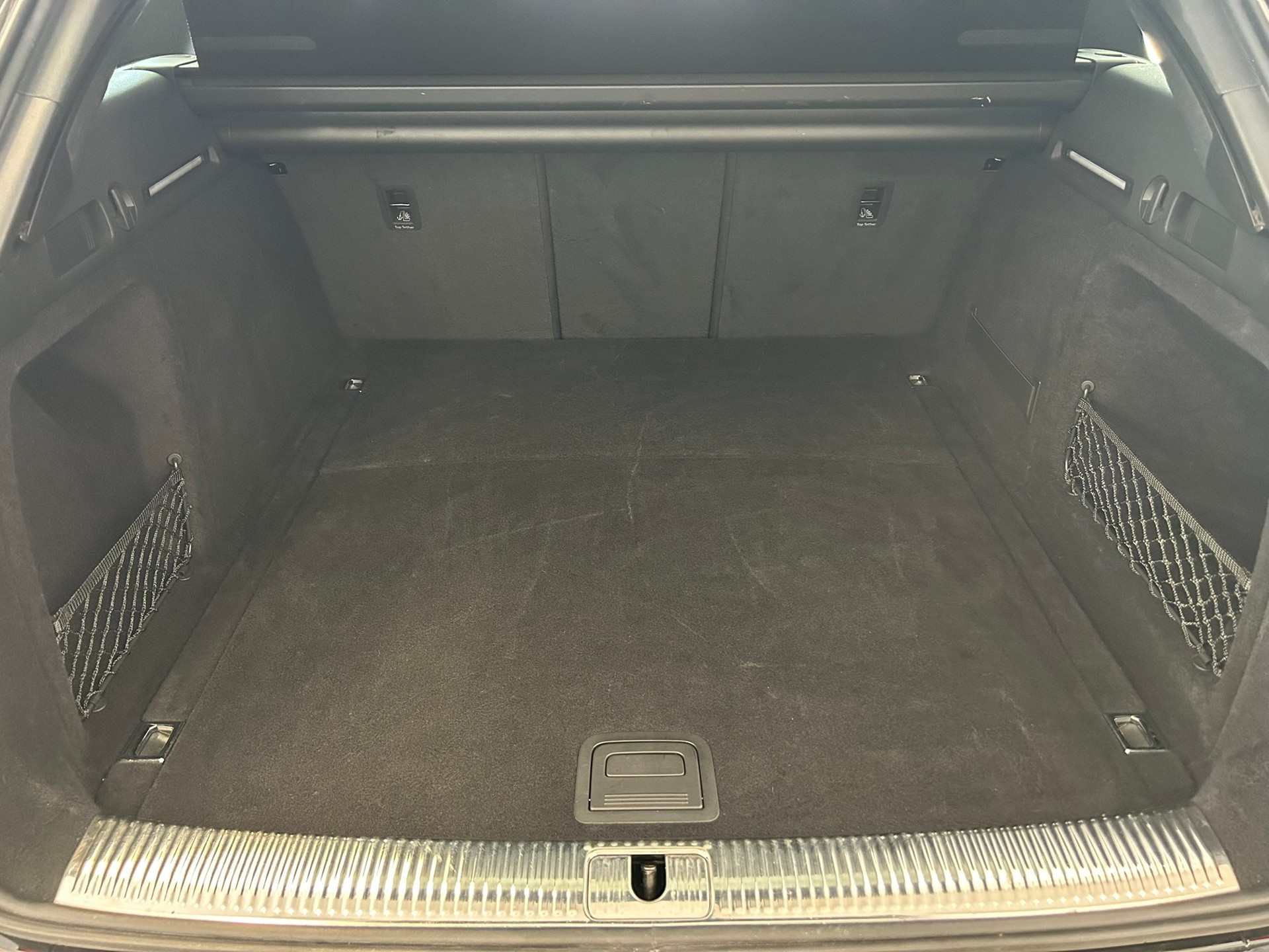 AUDI RS4 Avant 2.9 V6 TFSI quattro T-Tronic-image-8