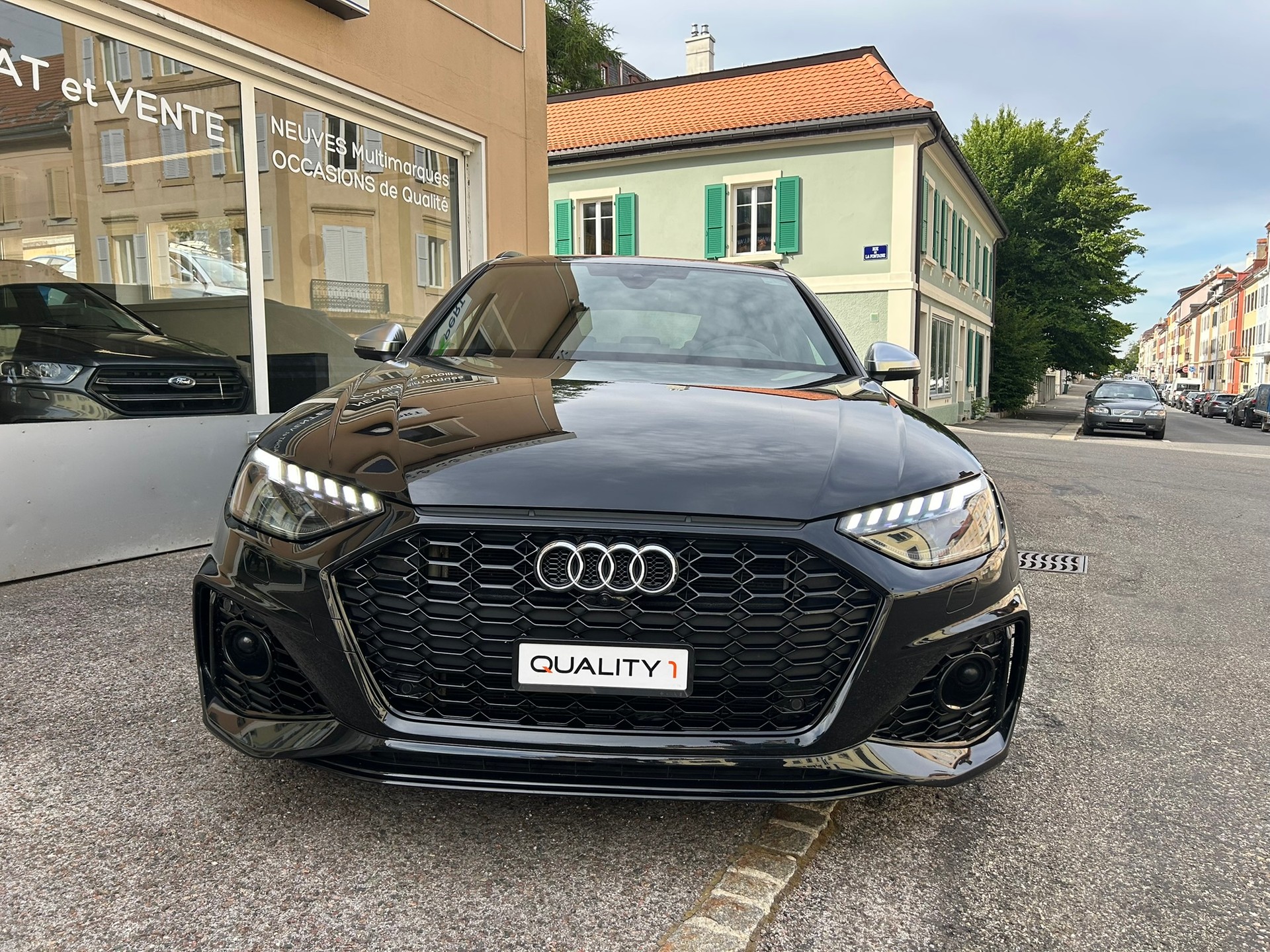 AUDI RS4 Avant 2.9 V6 TFSI quattro T-Tronic-image-4