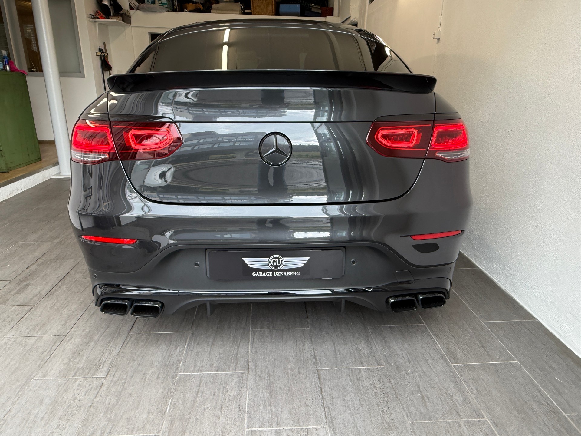 MERCEDES-BENZ GLC Coupé 63 S AMG 4Matic 9G-Tronic Ab 910.- pro Monat-showroom-element-3